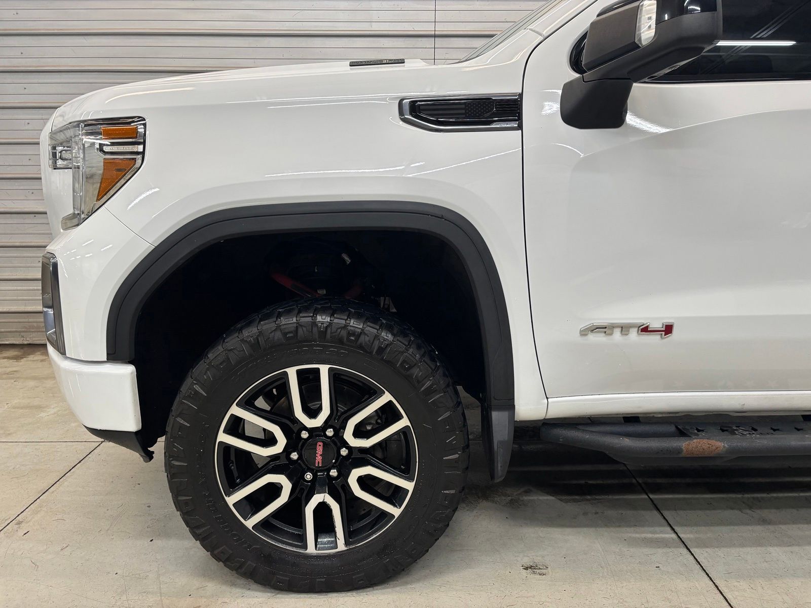 Photo 4 of 2020 GMC Sierra 1500 AT4