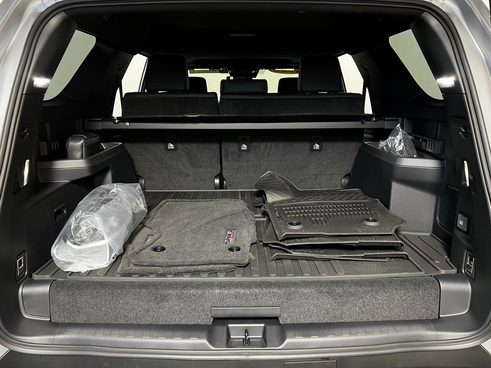 Thumbnail: 2025 Toyota 4Runner - 30