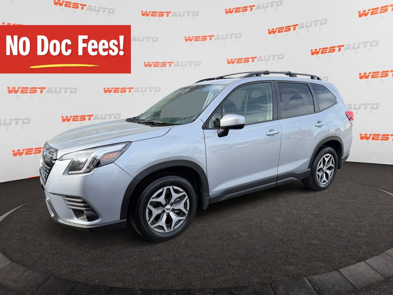  2024 Subaru Forester Premium Crossover AWD   