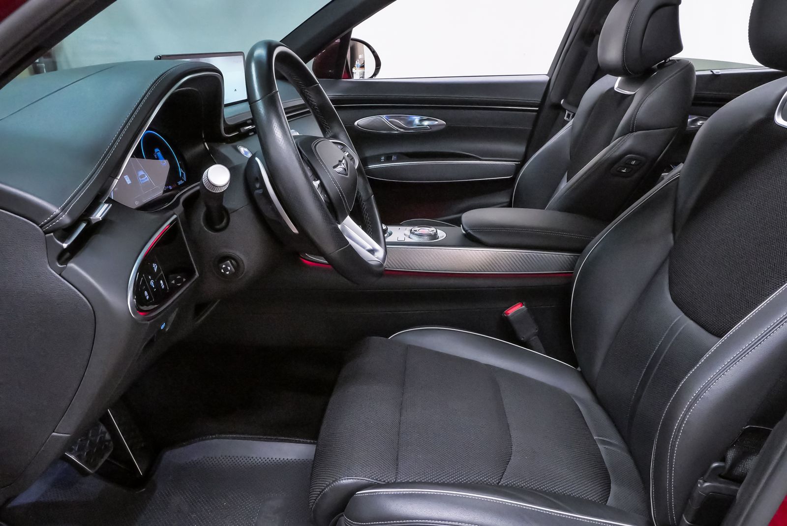 2024 Genesis GV70 2.5T Sport Prestige - 8