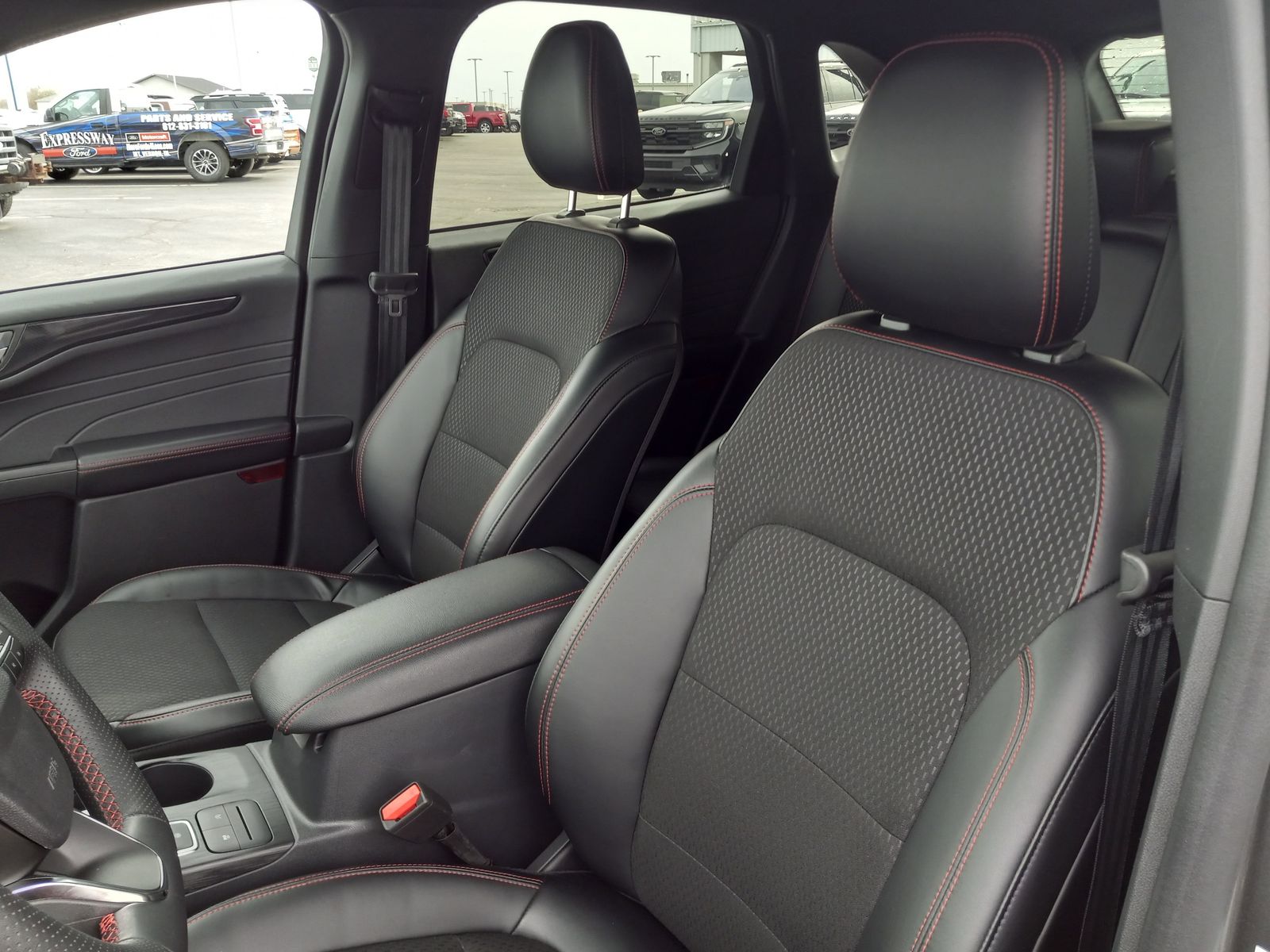 2025 Ford Escape image 12