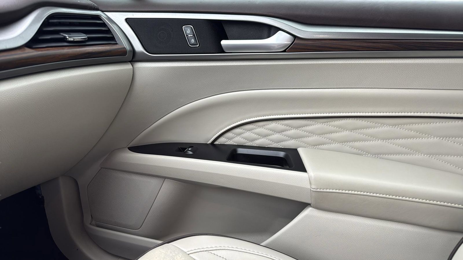 Used Car 2017 Ford Fusion  Platinum For Sale Under $20,000 In Austin, Texas