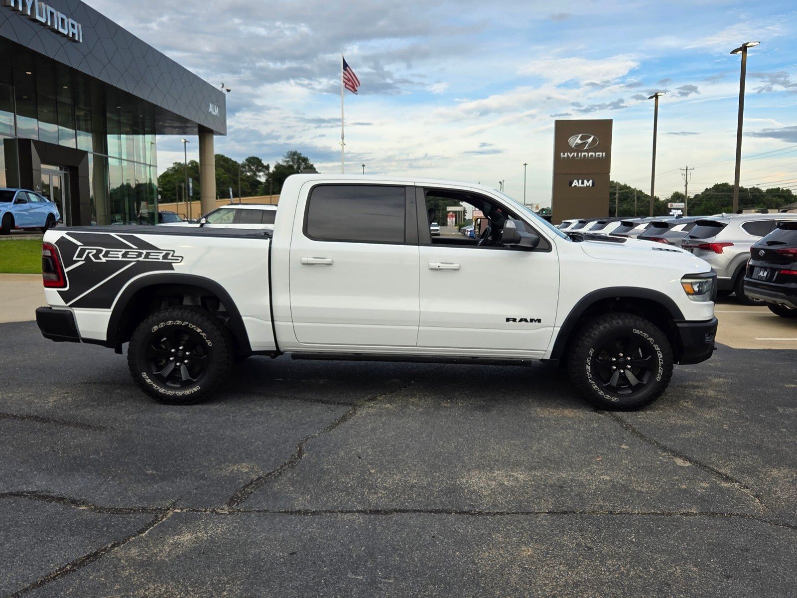 Used 2022 White Ram Rebel image 14
