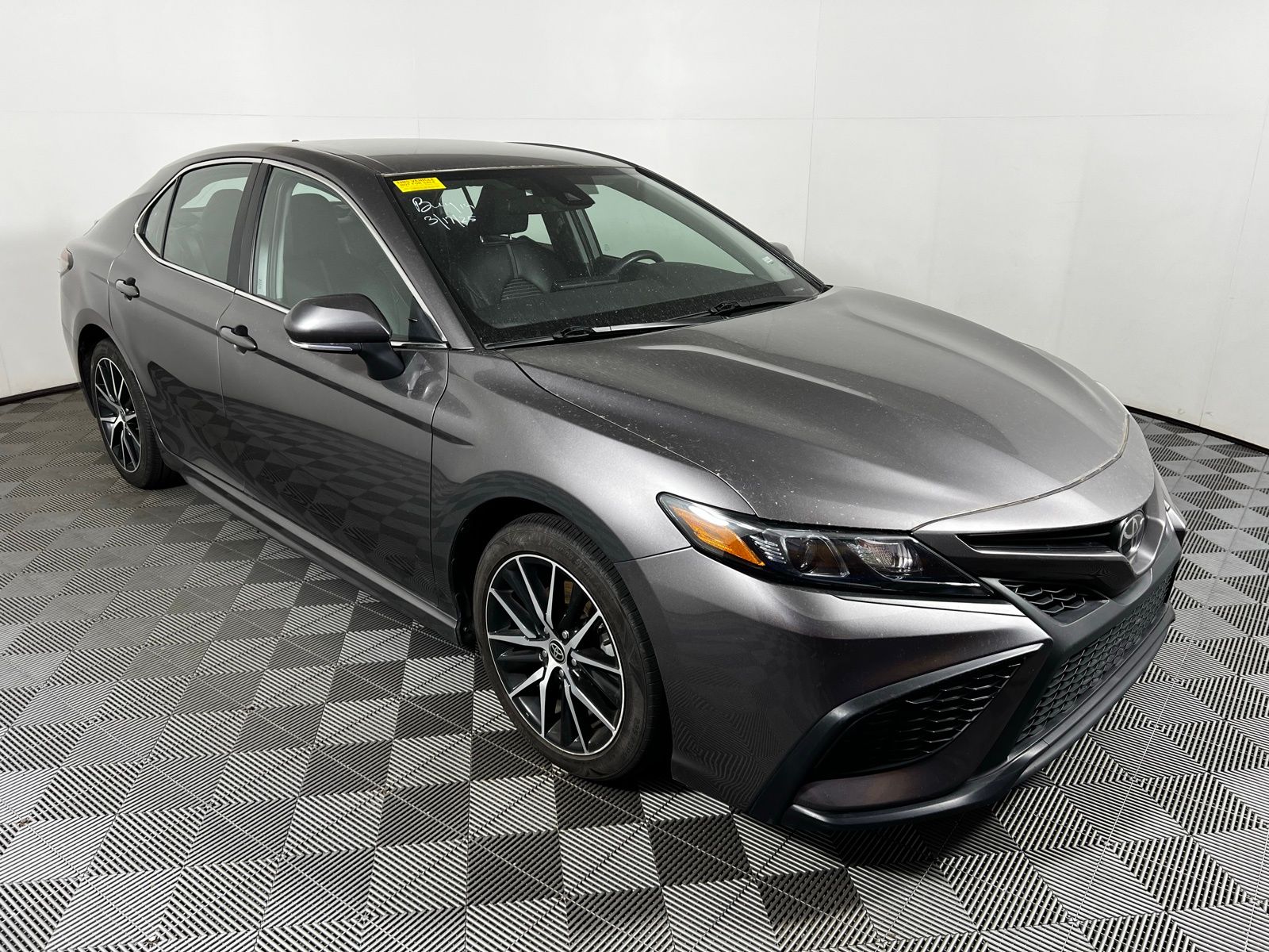 Thumbnail: 2020 Toyota Camry - 3