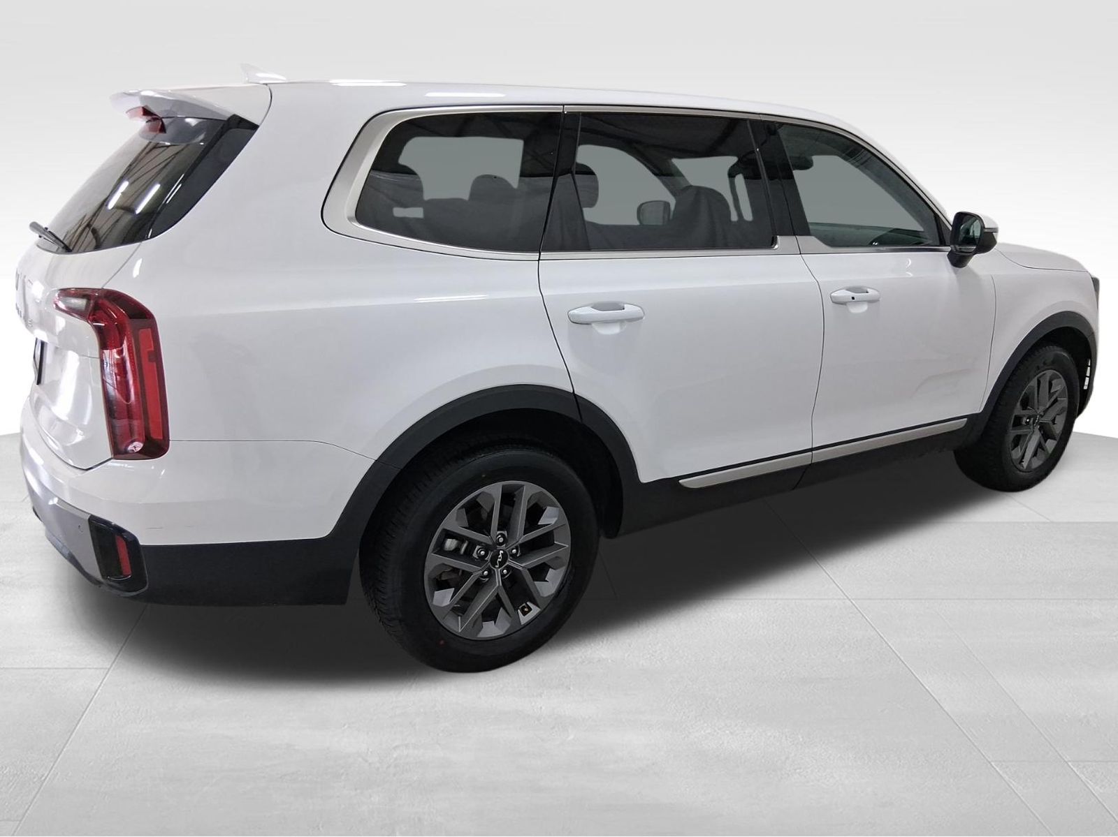 Used Car 2025 Kia Telluride  Lx For Sale Under $35,000 In Austin, Texas