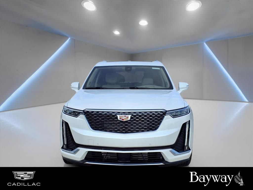 2025 Cadillac XT6 Premium Luxury - 3