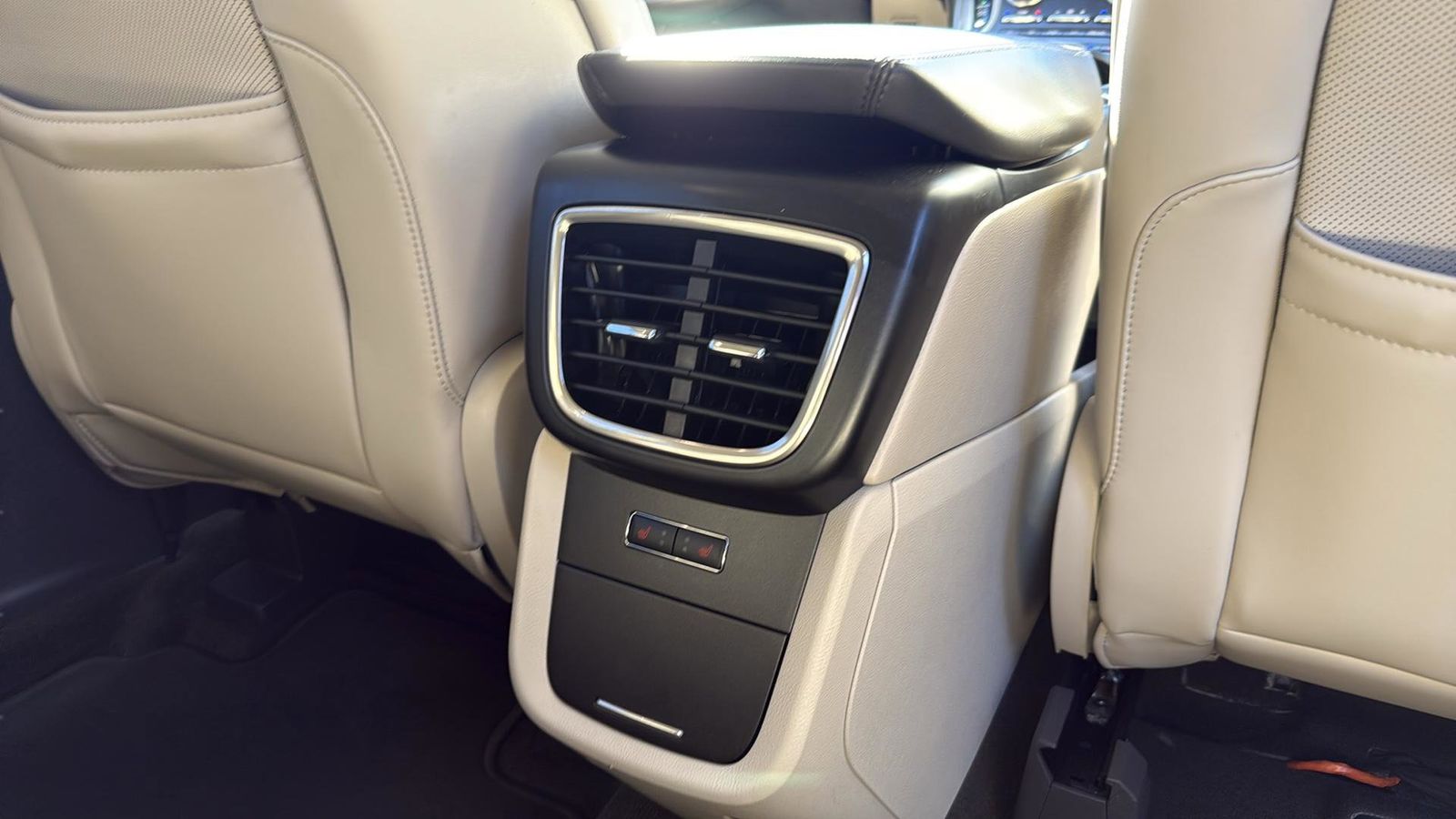 Used Car 2019 Lincoln Nautilus  Reserve For Sale Under $25,000 In Austin, Texas