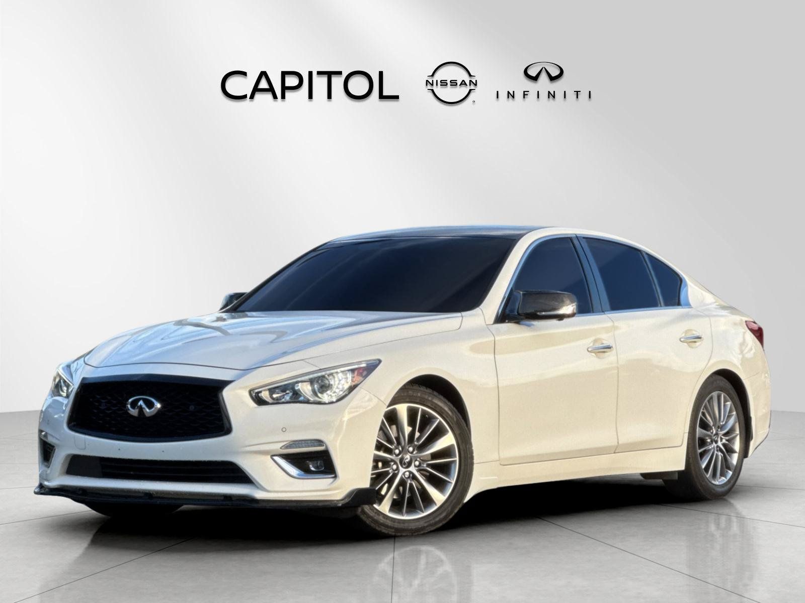2023 INFINITI Q50 LUXE