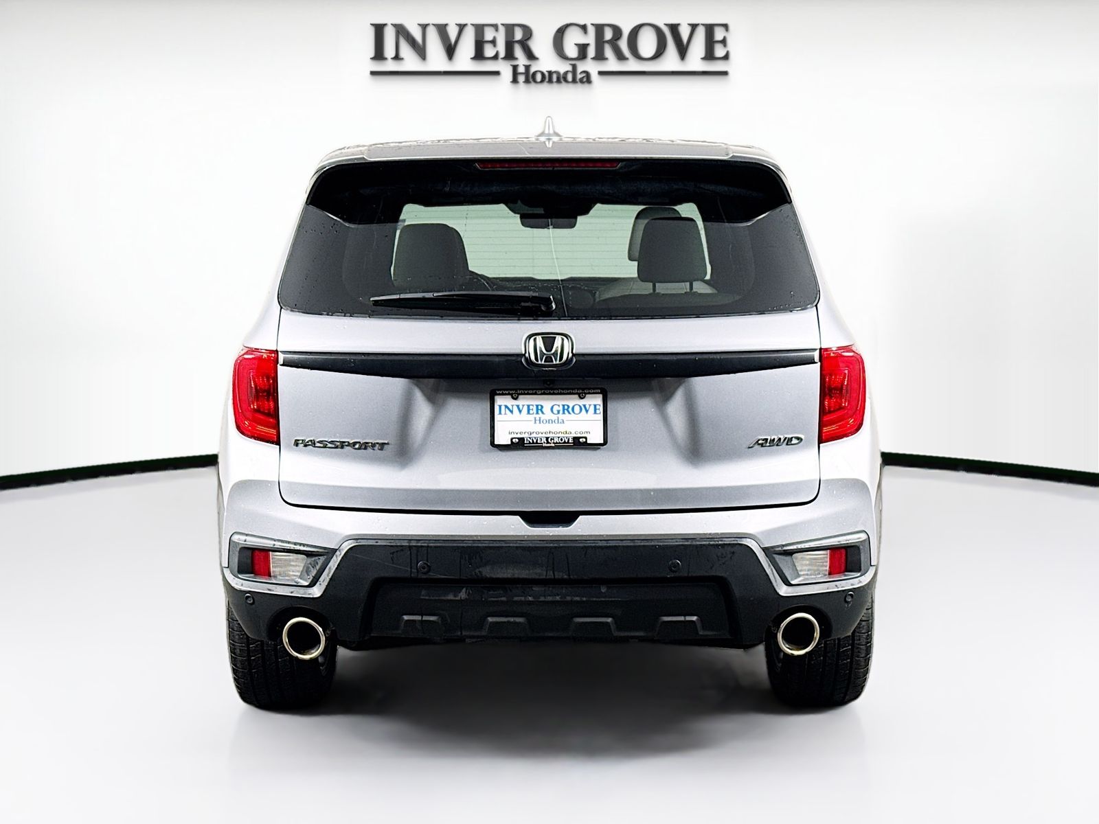 View vehicle photo 6