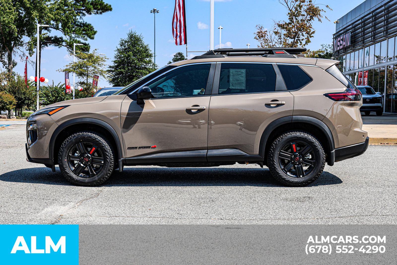 2025 Nissan Rogue SV photo 2