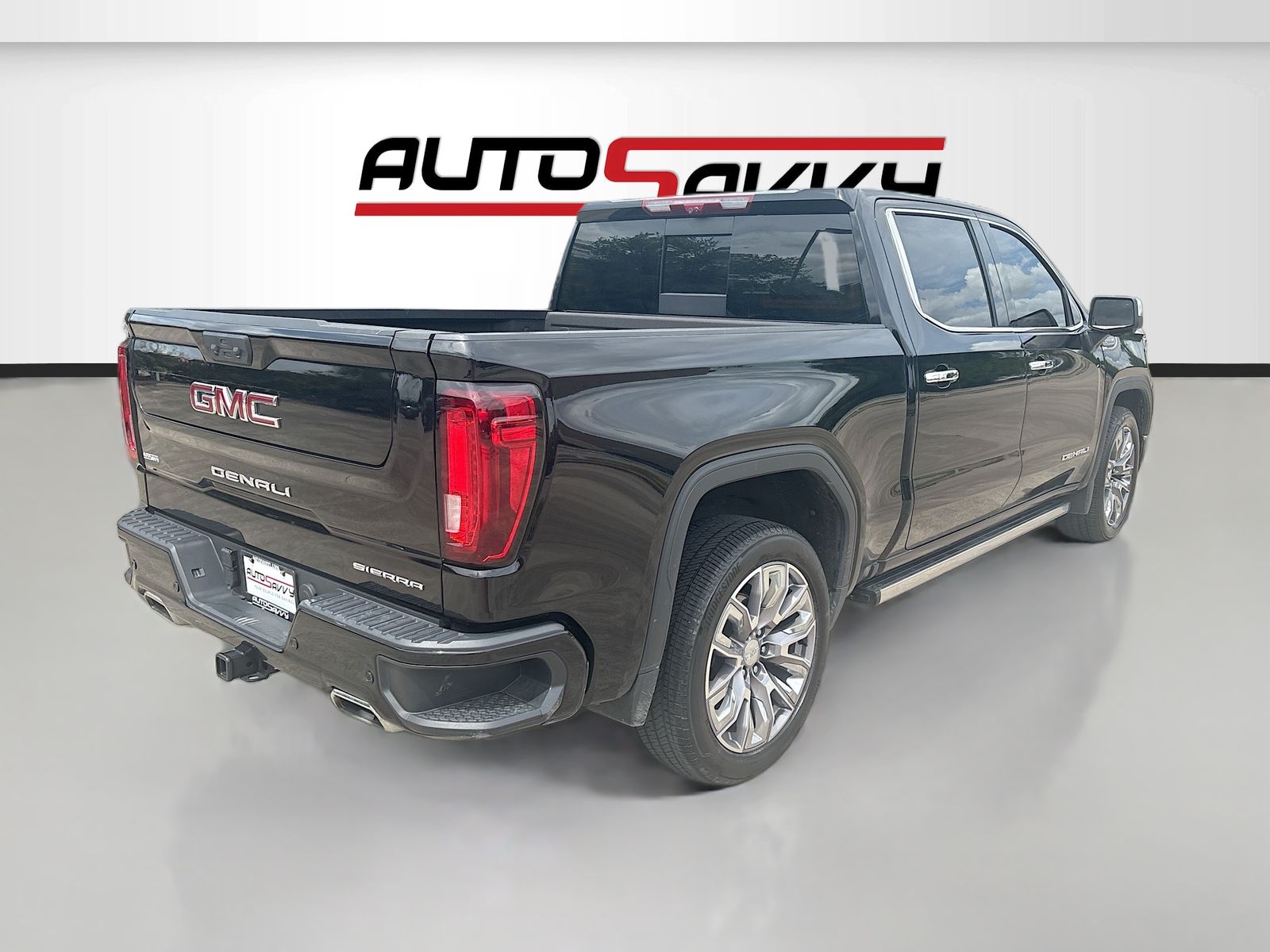 Used 2024 Black GMC Denali image 7