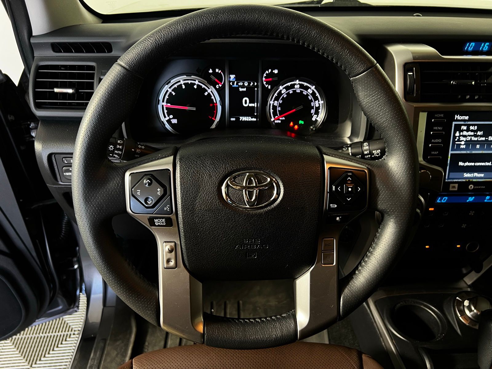 Thumbnail: 2022 Toyota 4Runner - 9