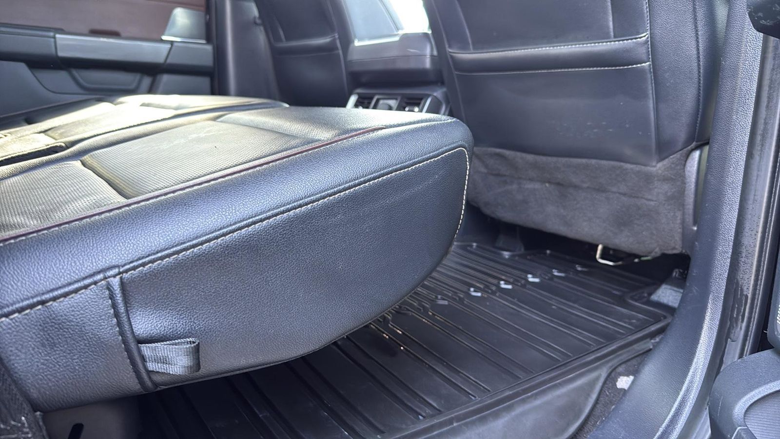 Used Car 2022 Ford F-150  Lariat For Sale Under $40,000 In Austin, Texas