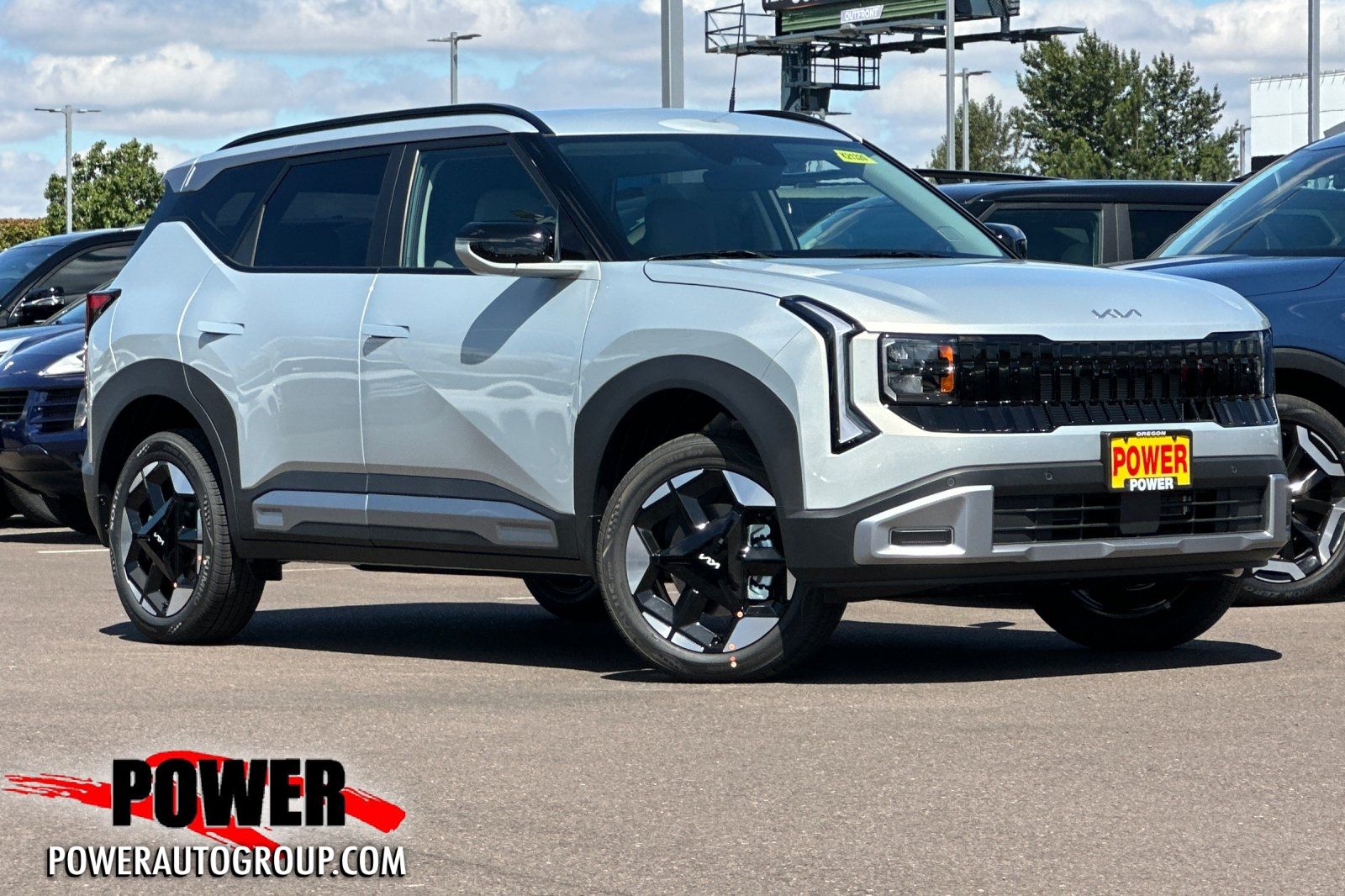 White (Ivory Silver) 2027 Kia Seltos SUV / Crossover All-Wheel Drive Automatic