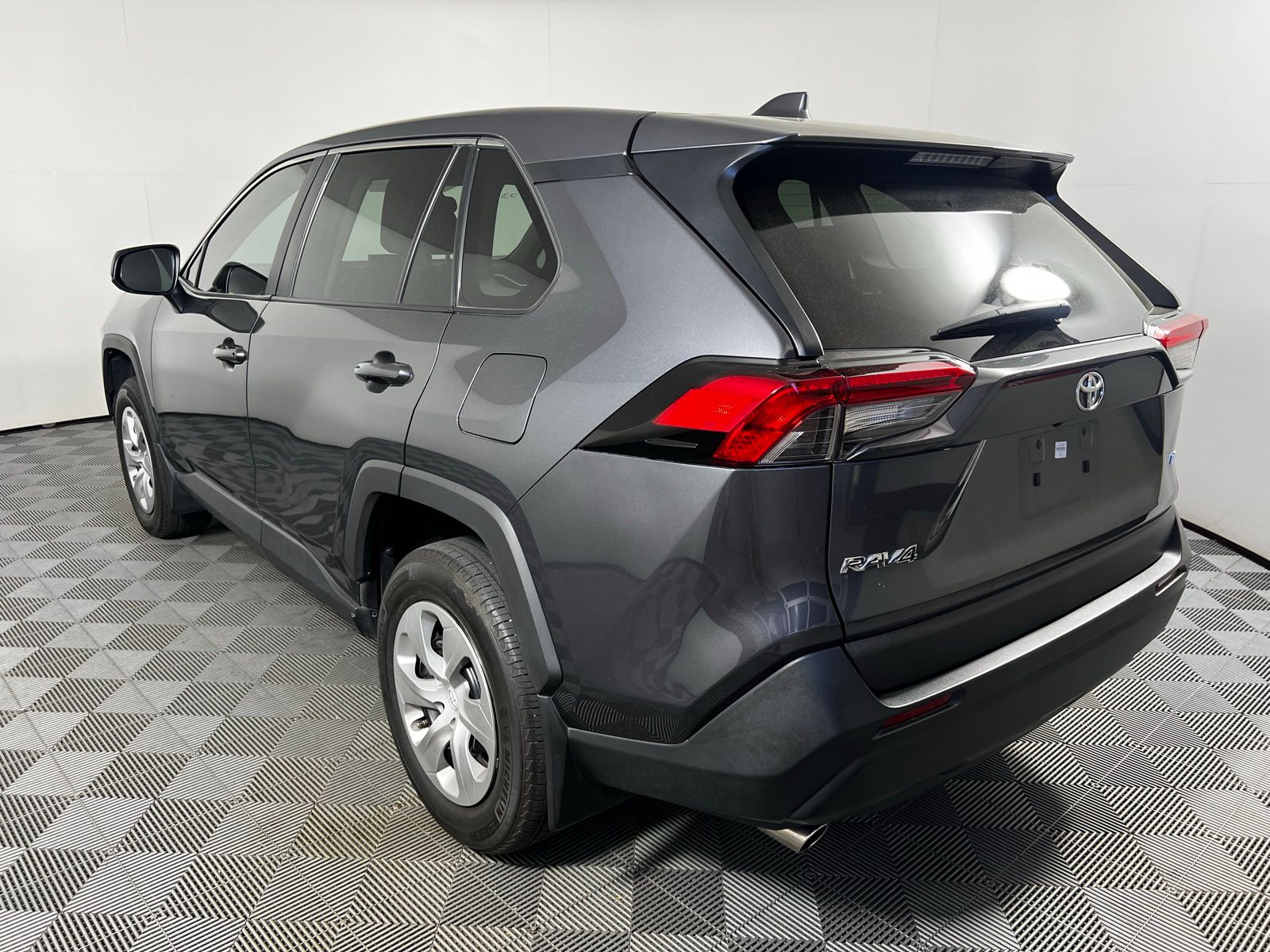 Thumbnail: 2023 Toyota RAV4 - 7