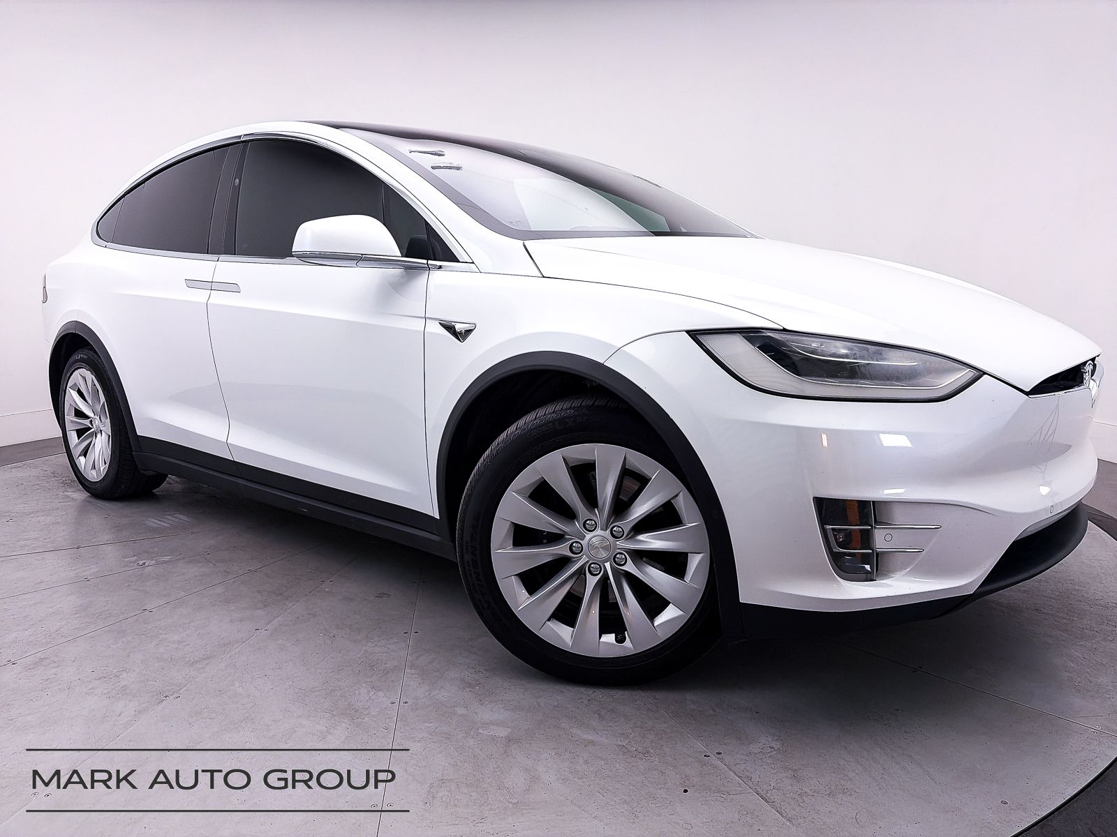 2021 Tesla Model X Long Range