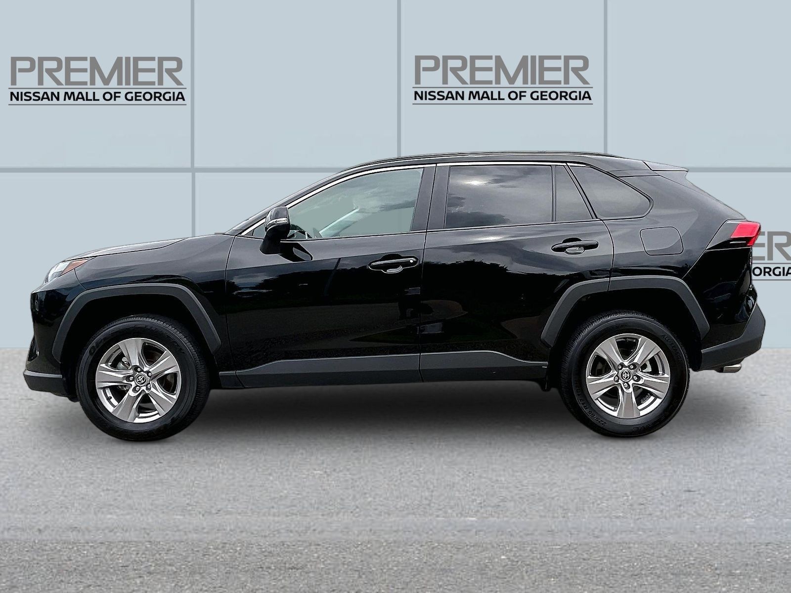 Used 2025 Black Toyota XLE image 4