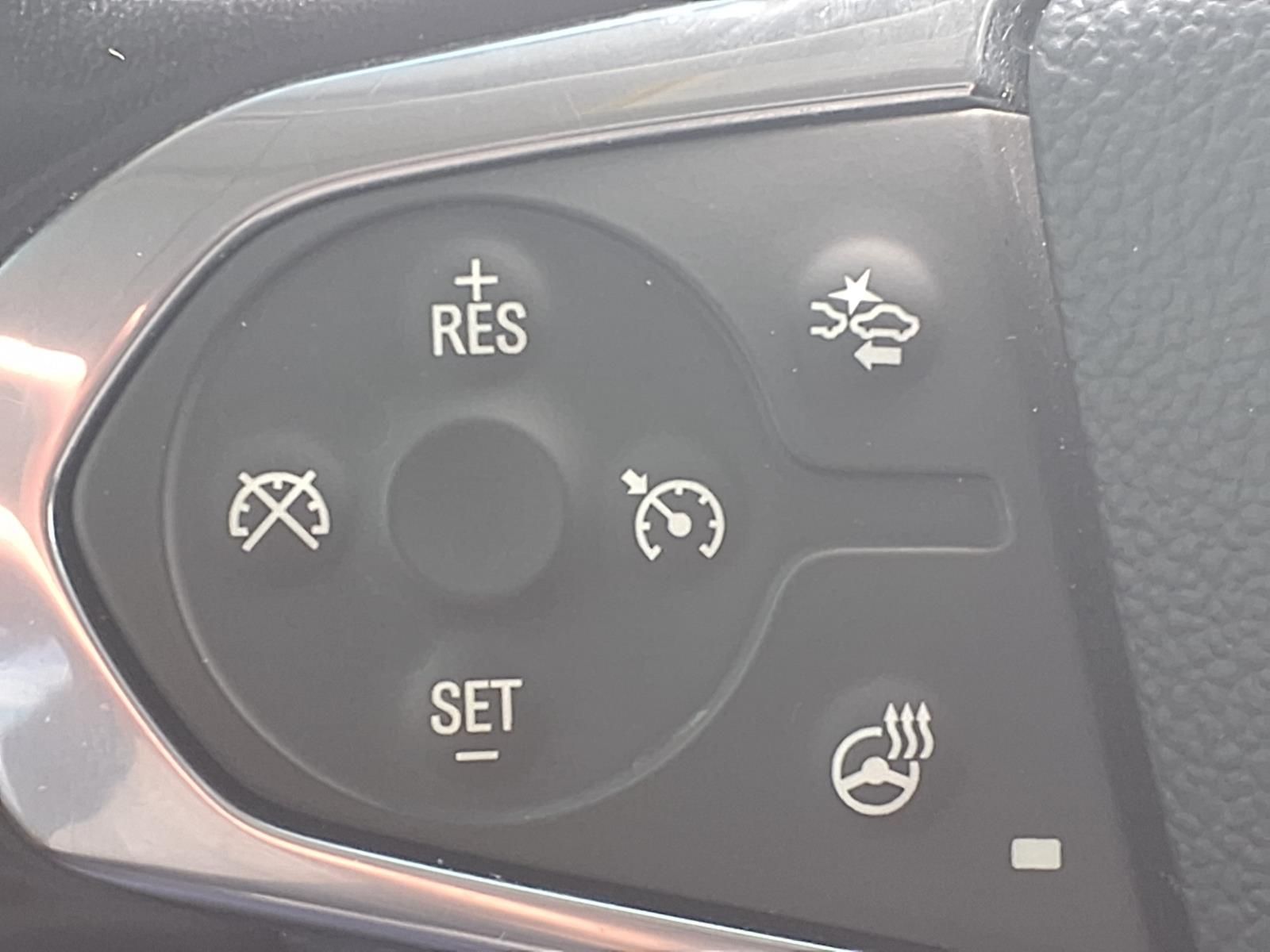 2019 Chevrolet Traverse Premier White at DeMontrond Gulf Freeway