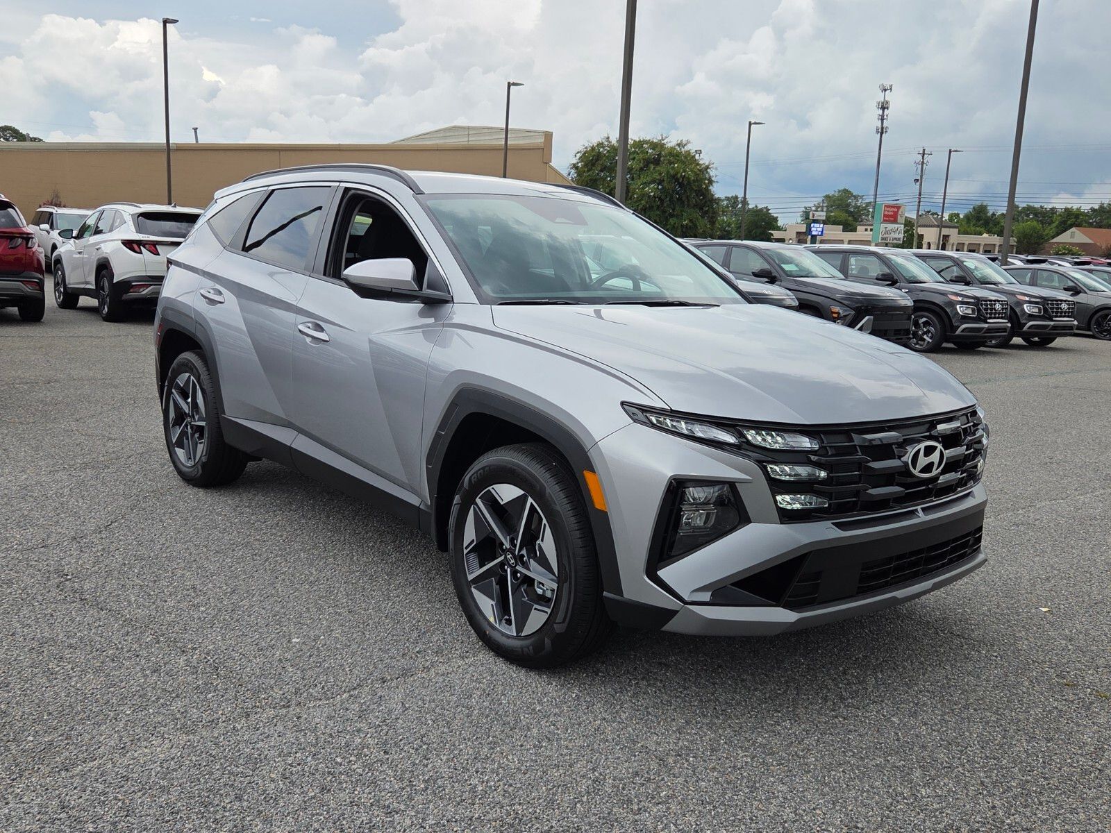 2026 Hyundai TUCSON HYBRID SEL AWD