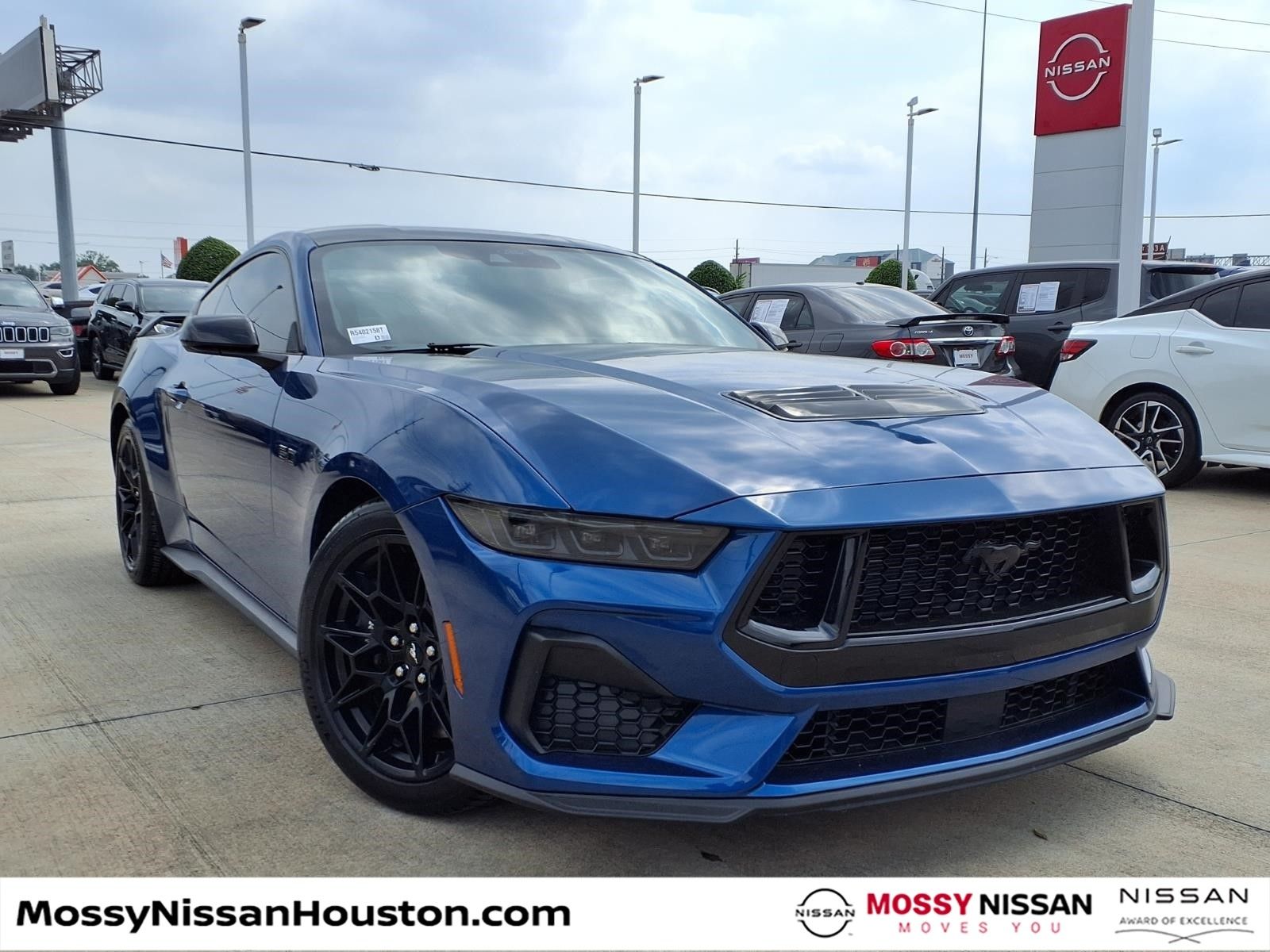 Blue Metallic 2024 Ford Mustang GT Premium Fastback RWD Coupe Rear-Wheel Drive Automatic