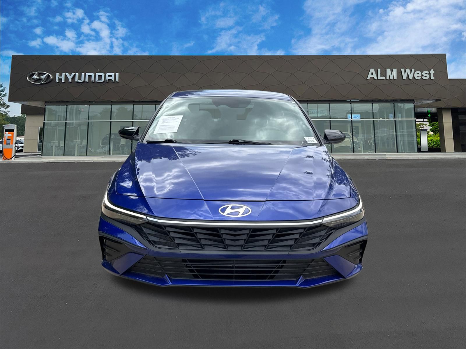 Certified Used 2025 Blue Hyundai SEL Sport image 2