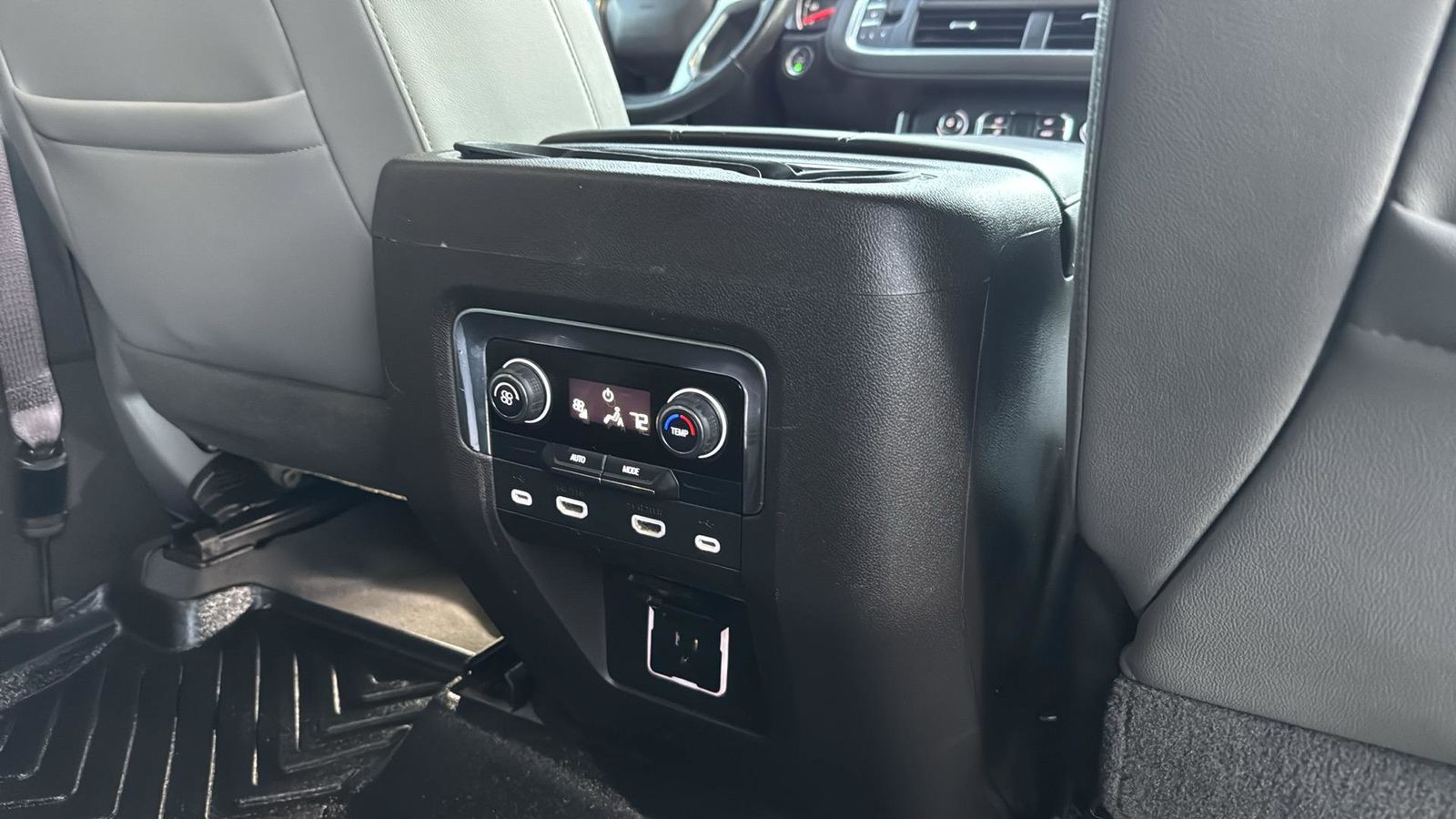 Used Car 2021 Chevrolet Suburban  Lt For Sale Under $35,000 In Austin, Texas