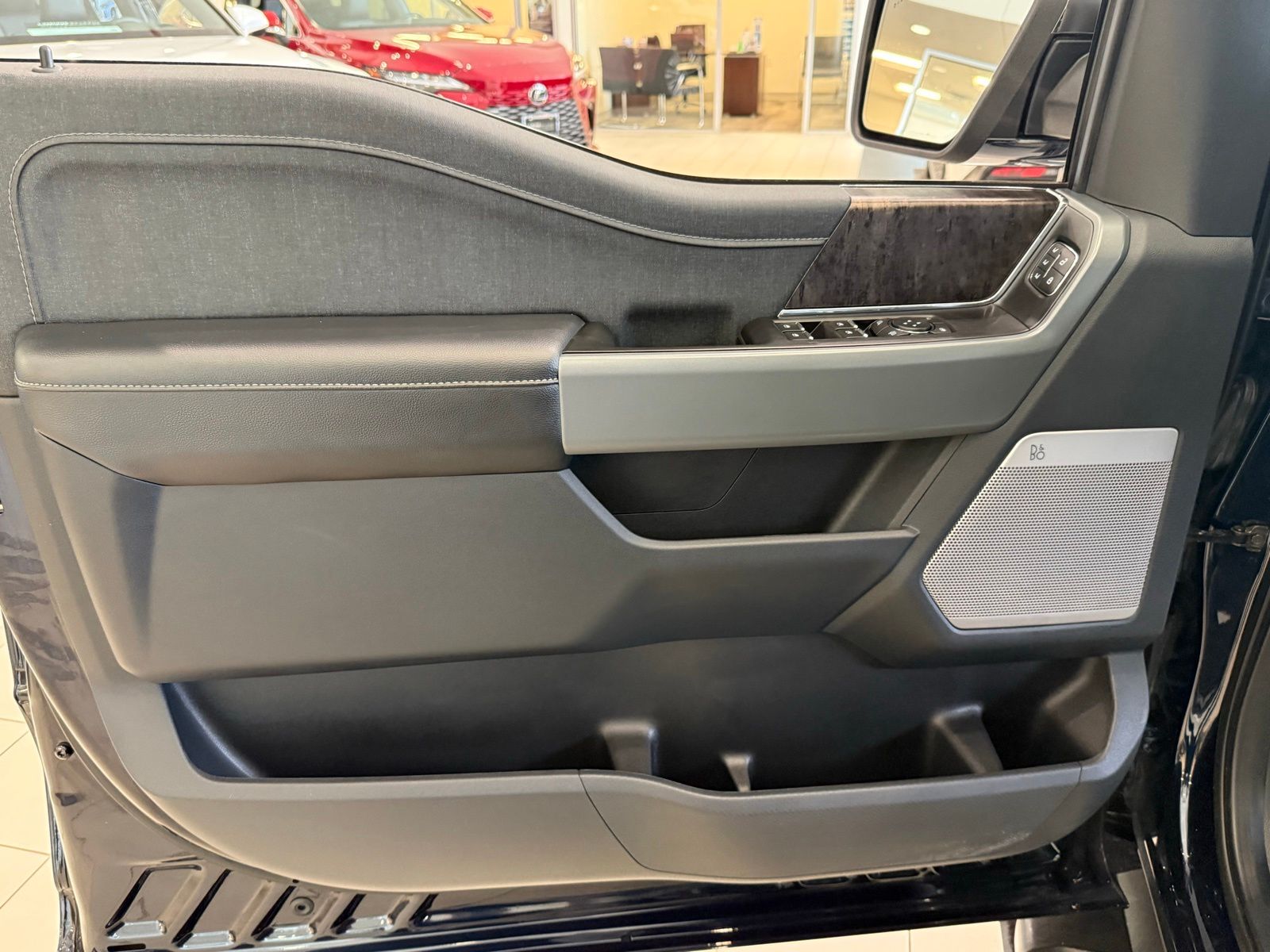 Used 2022 Blue Ford Lariat image 20