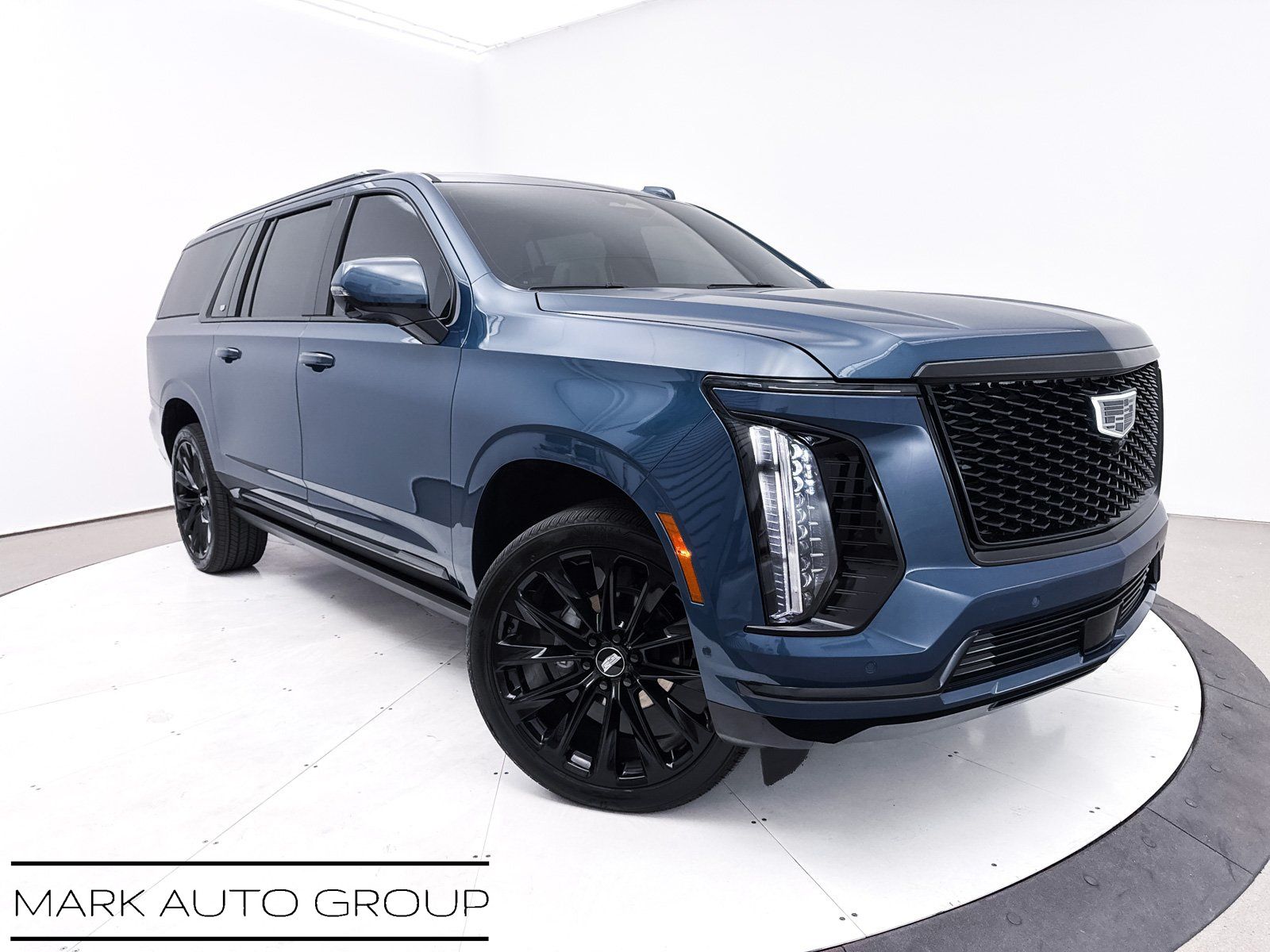 2025 Cadillac Escalade ESV Sport Platinum