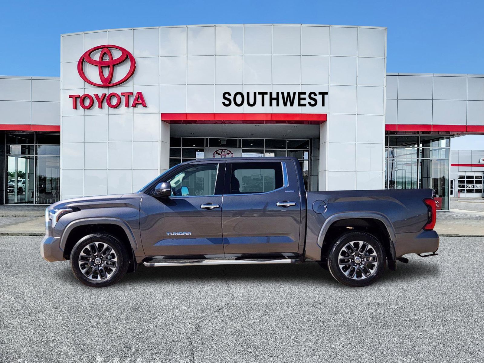 2023 Toyota Tundra Limited 3