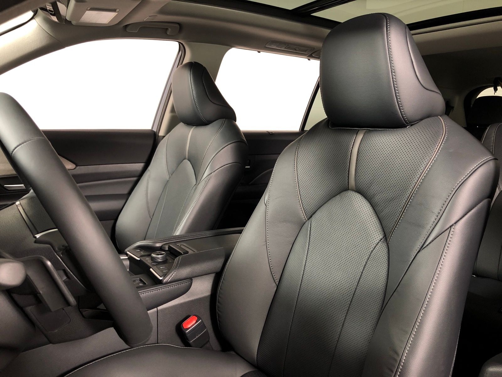 Thumbnail: 2026 Toyota Grand Highlander - 10