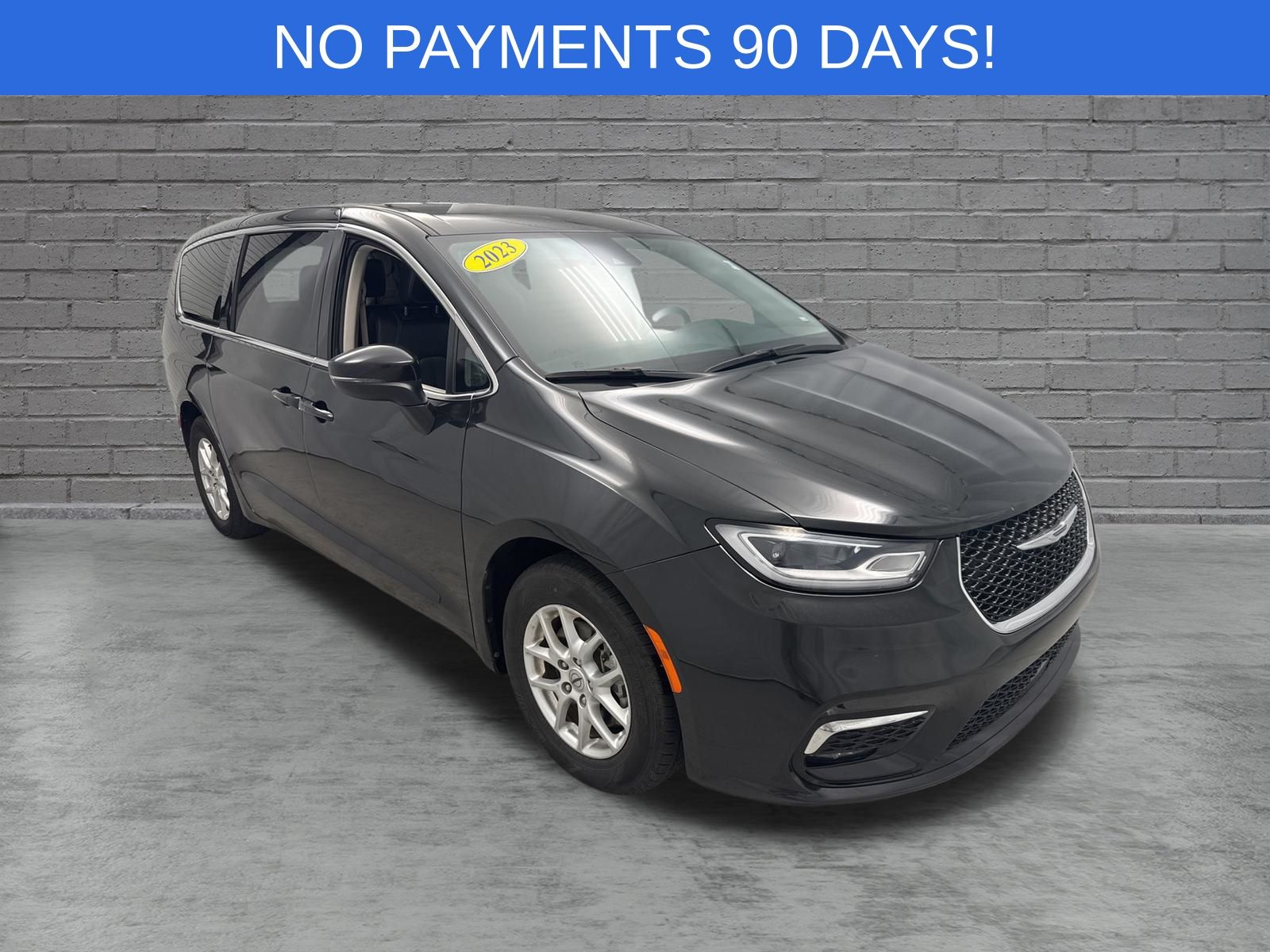2023 Chrysler Pacifica Touring L