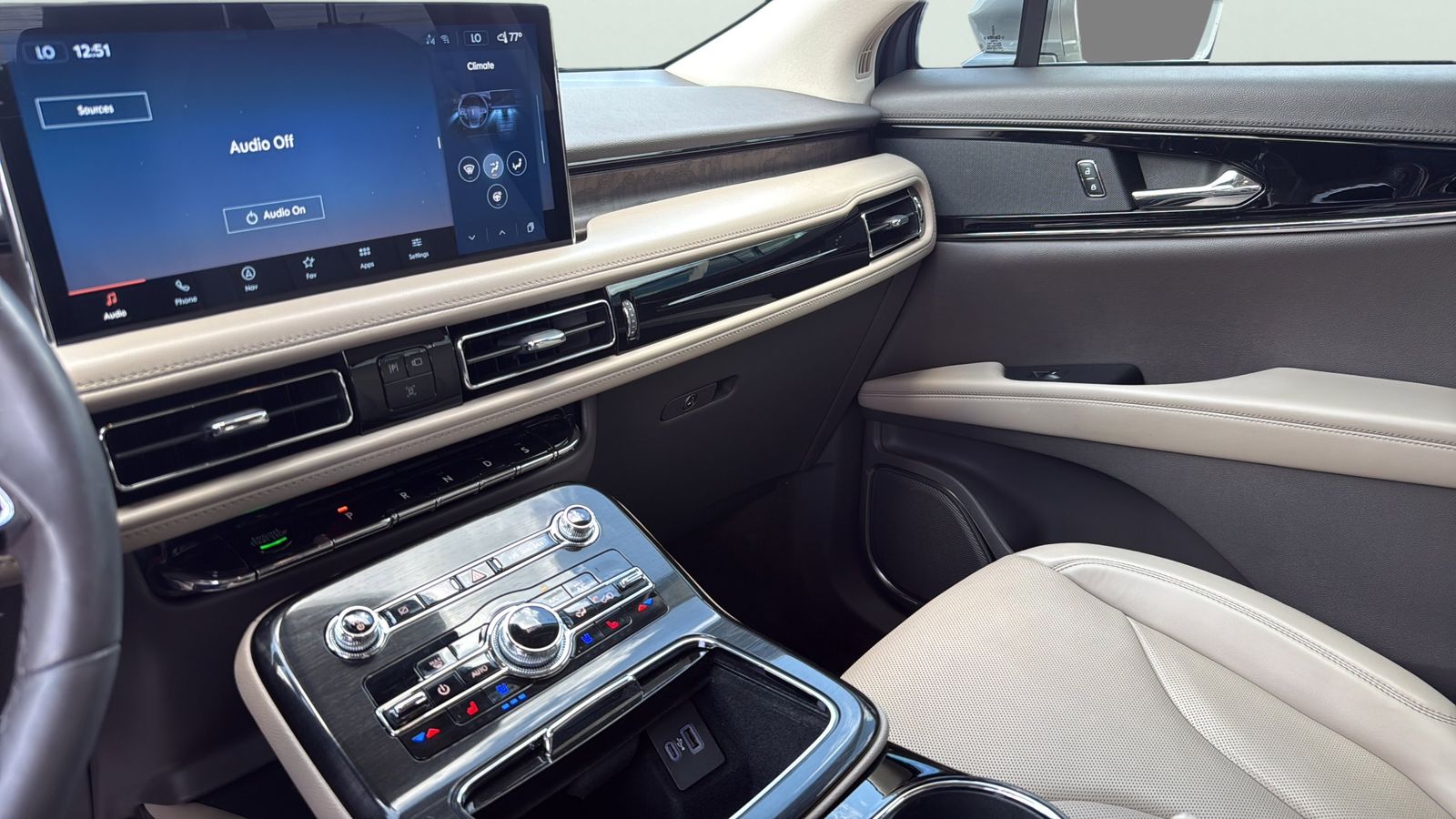Used Car 2023 Lincoln Nautilus  Reserve For Sale Under $40,000 In Austin, Texas