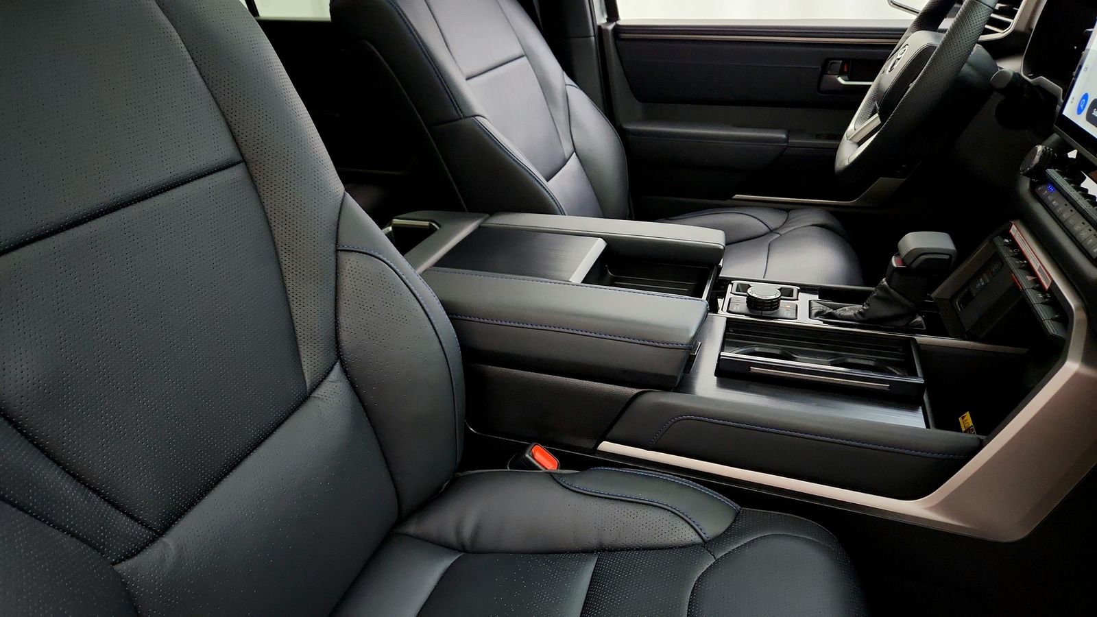 Used 2026 Silver Toyota Platinum image 49