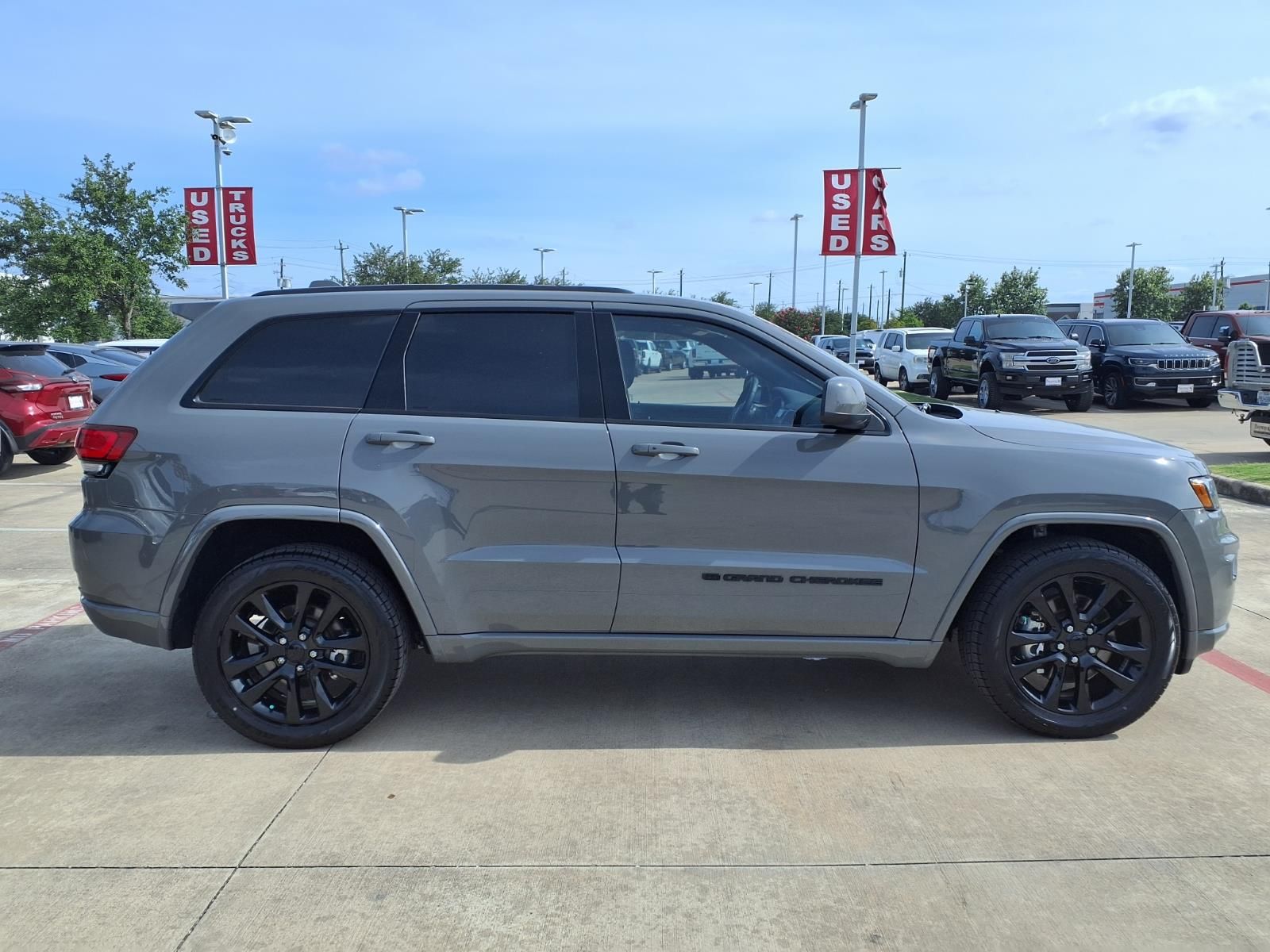 2022 Jeep Grand Cherokee WK Laredo X Gray at Genesis of Spring