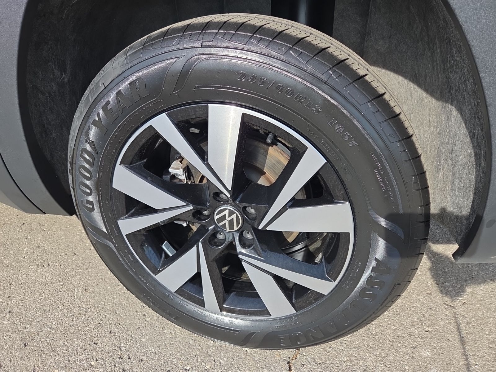 used 2023 Volkswagen Atlas Cross Sport car, priced at $28,300