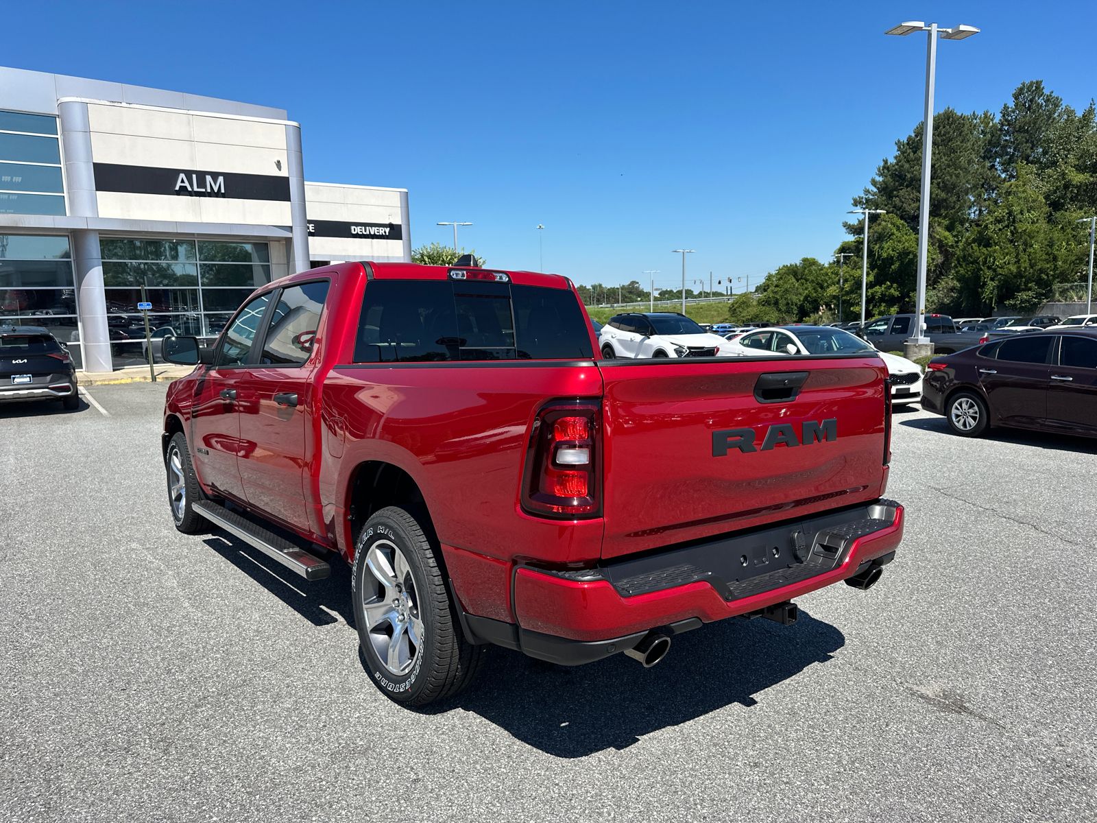 New 2026 Molten Red Pearl-Coat Exterior Paint RAM Express image 6