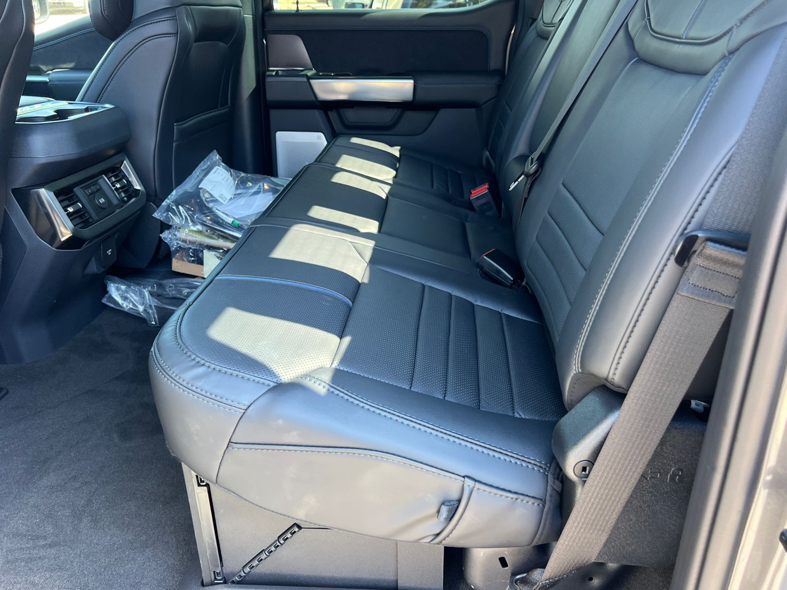 New 2026 Carbonized Gray Metallic Ford F-250® Platinum® image 19