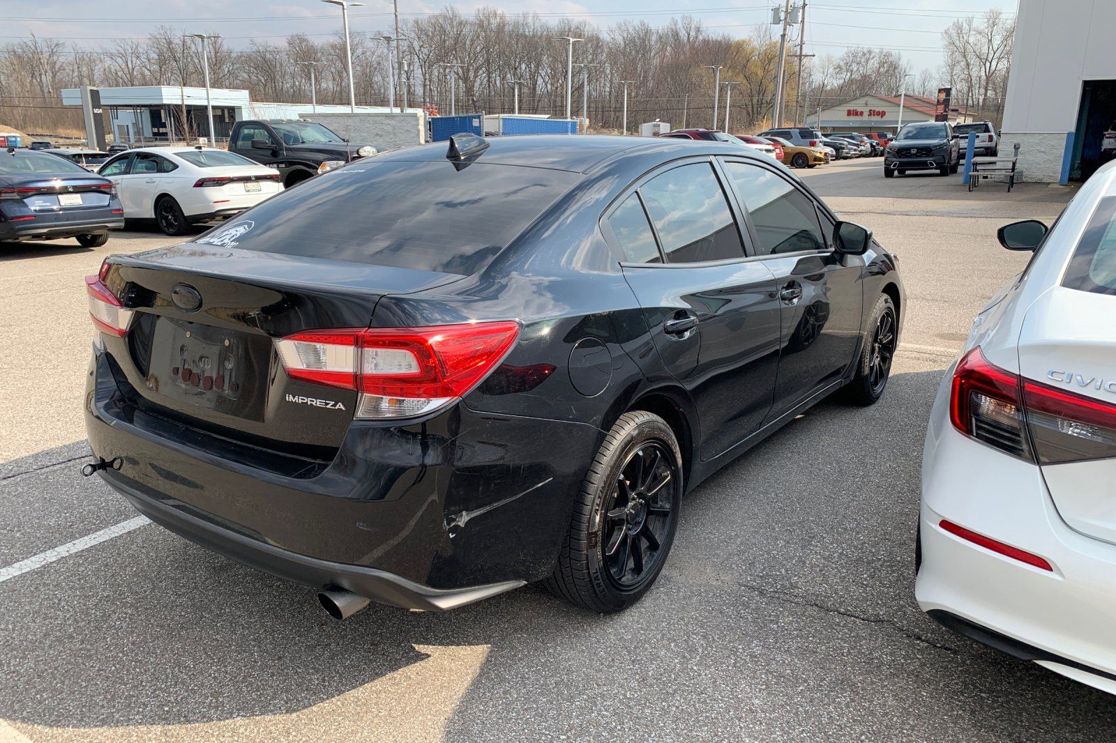 View vehicle photo 5