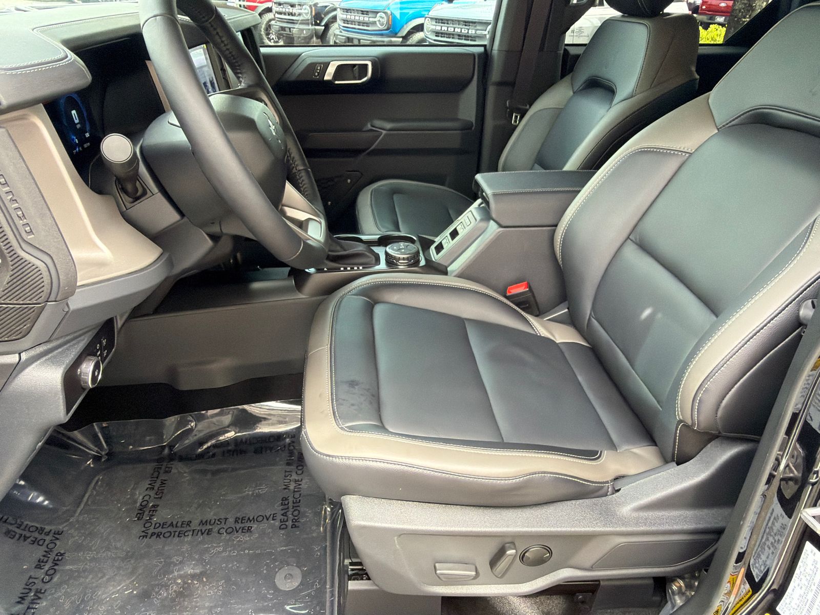 New 2026 Shadow Black Ford Outer Banks® image 10
