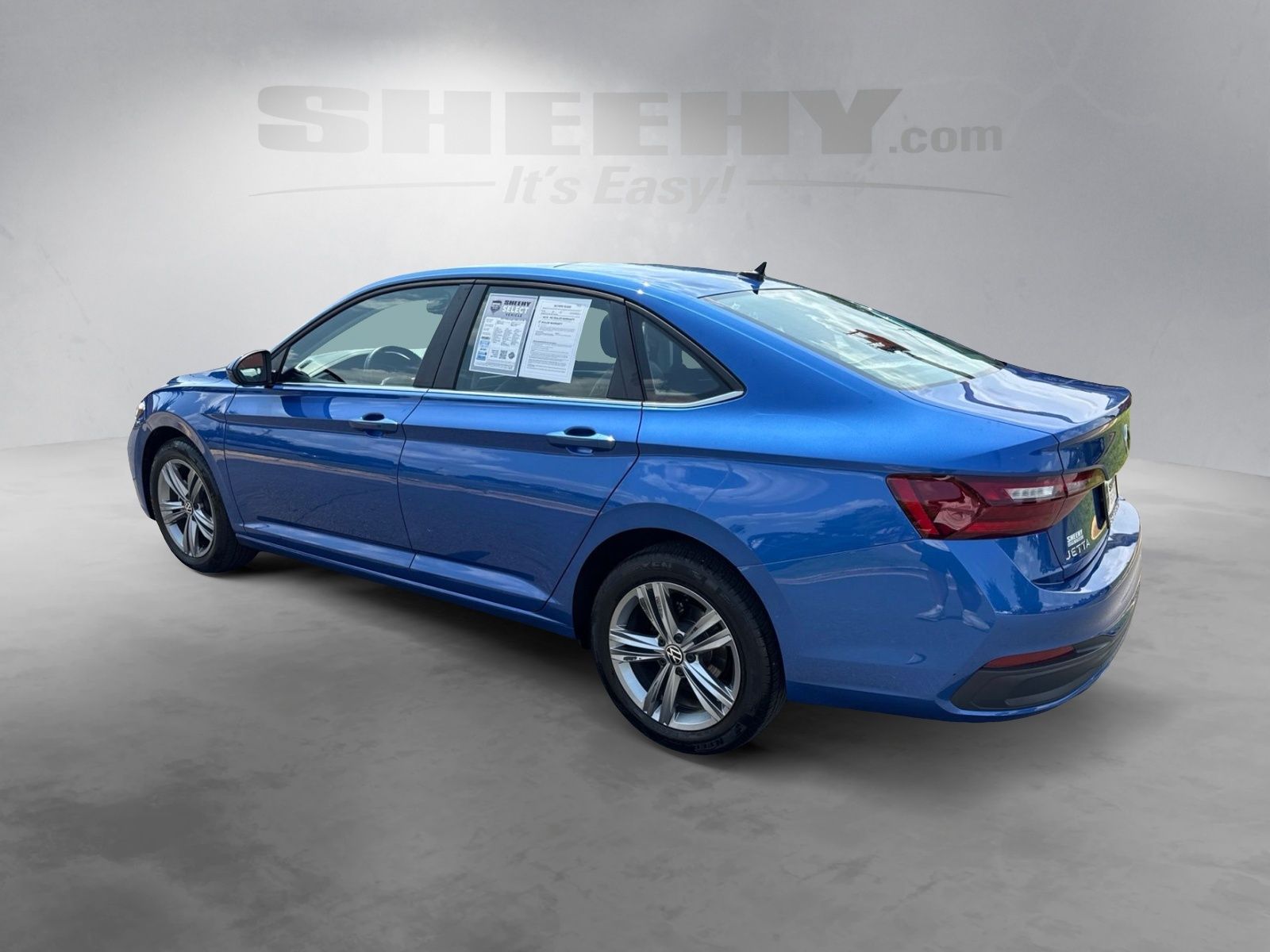 Used 2024 Blue Volkswagen 1.5T SE image 16