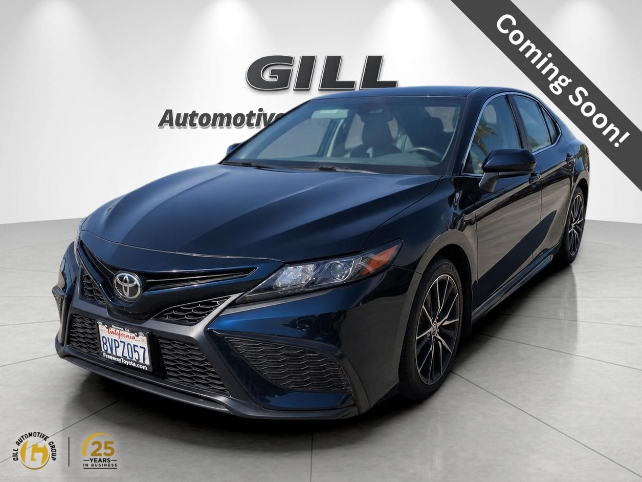 2021 Toyota Camry SE