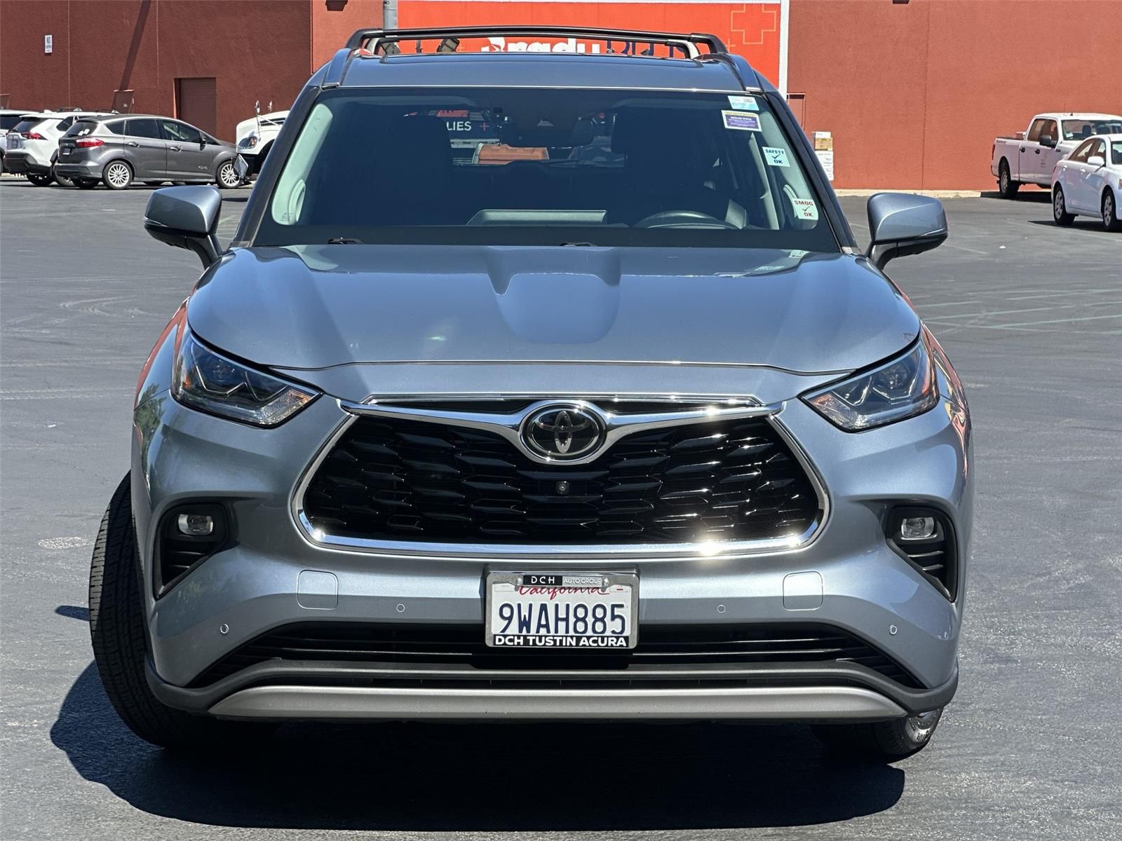 View vehicle photo 7