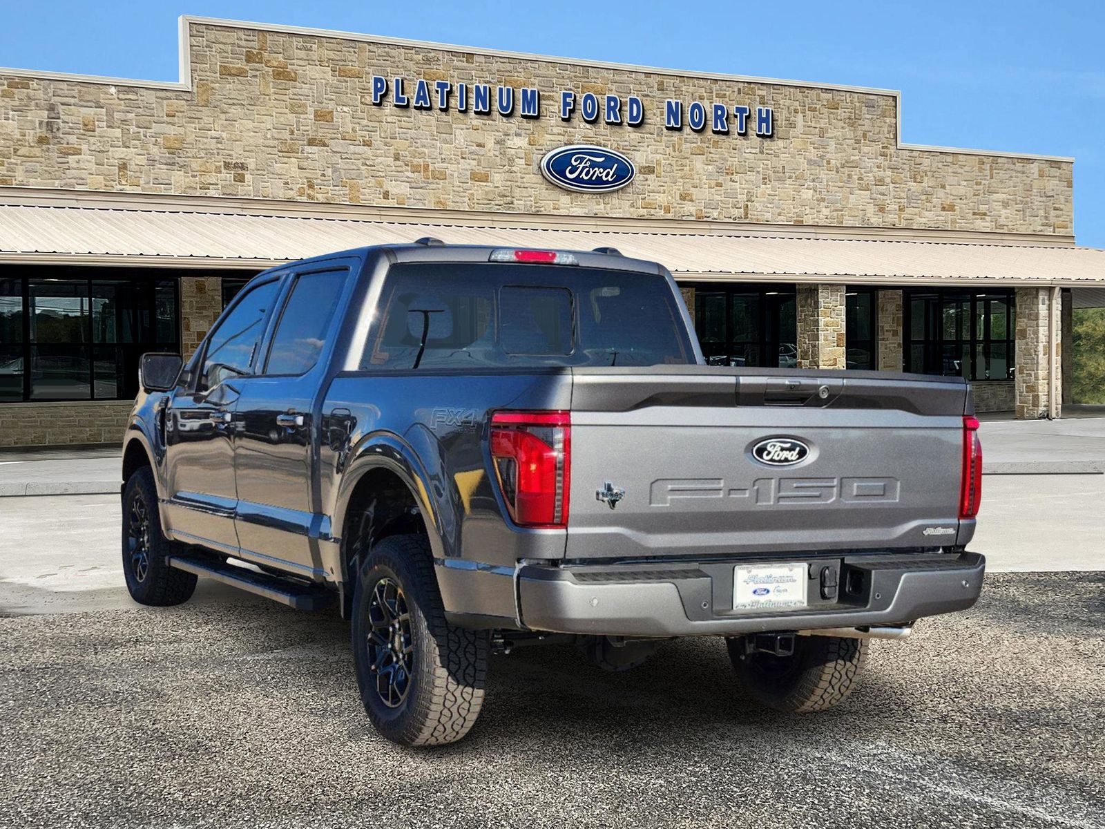 2024 Ford F-150 XLT 4