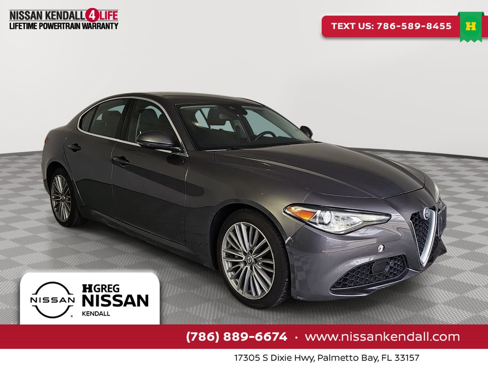 Vesuvio Gray Metallic 2017 Alfa Romeo Giulia Sedan All-Wheel Drive 8-Speed Automatic