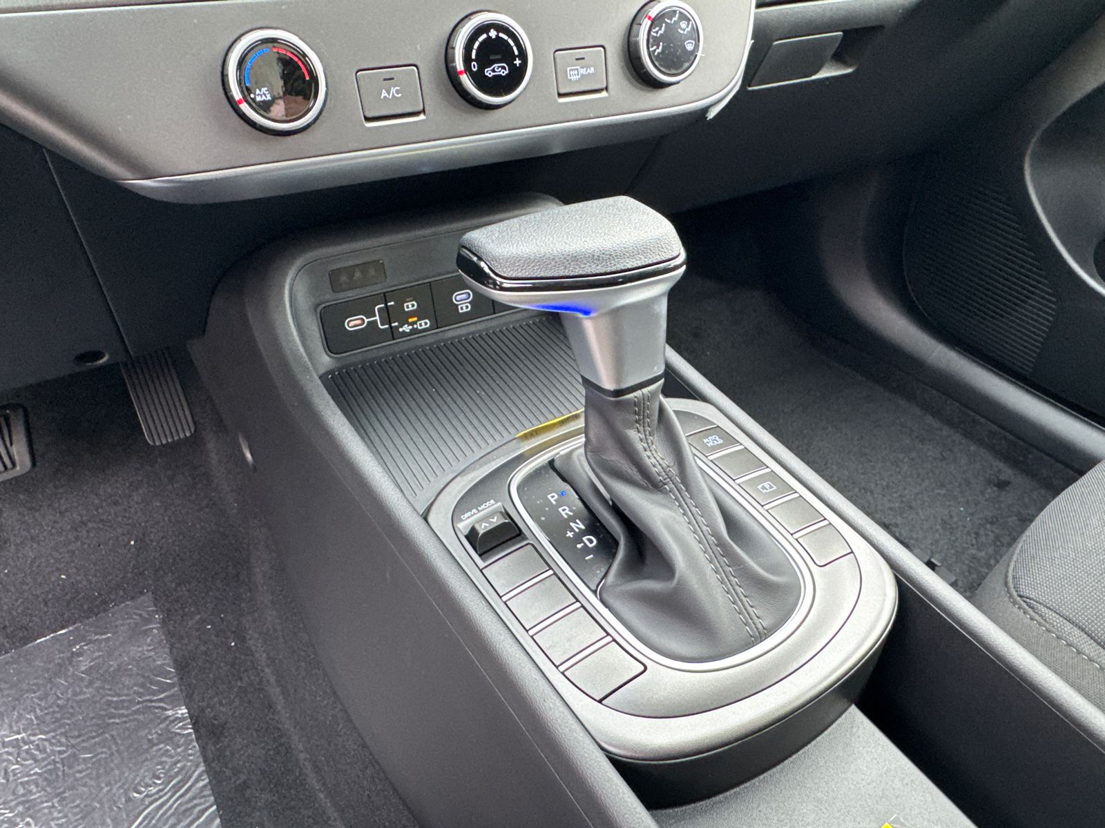 New 2026 Gray Hyundai SE image 31