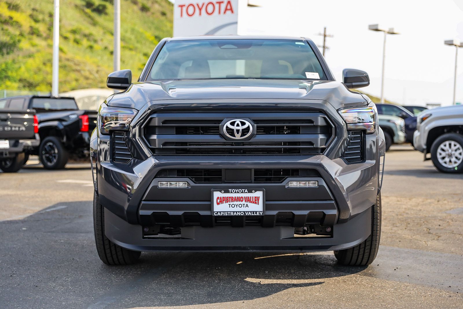 View vehicle photo 2