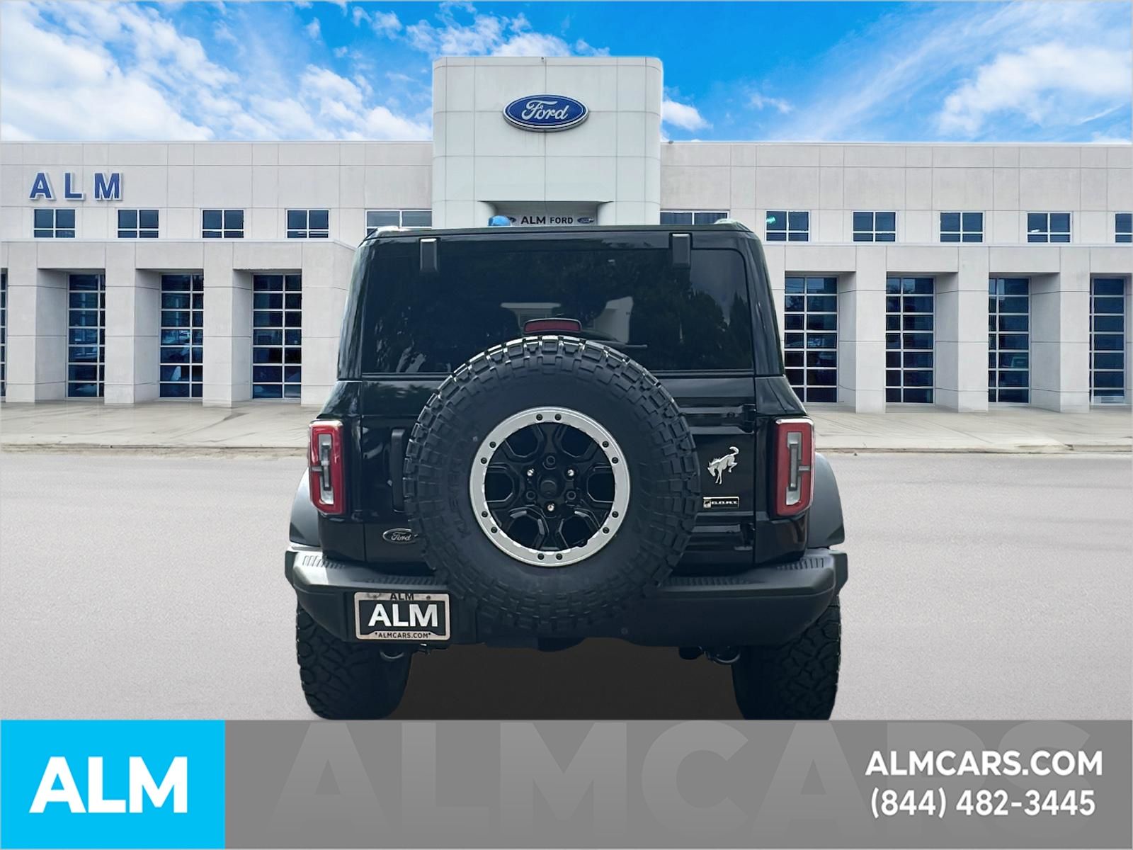 Used 2025 Shadow Black Ford Badlands image 6