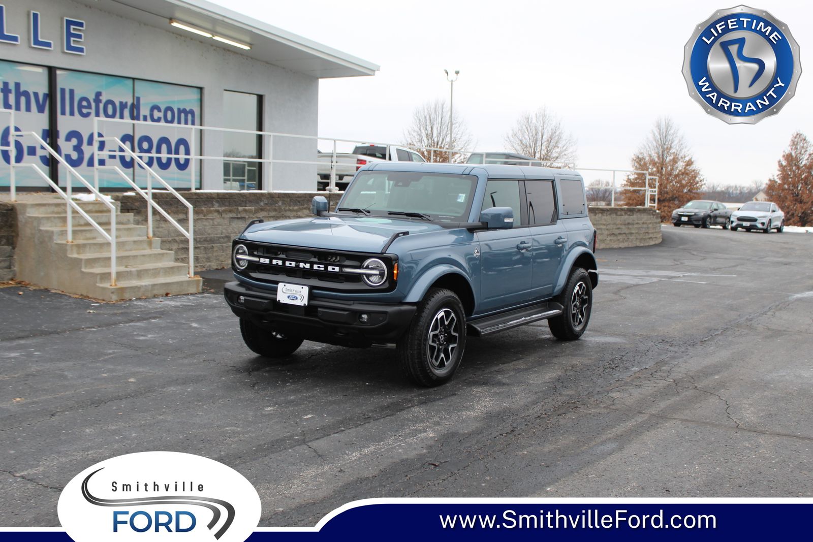 Blue (Azure Gray Metallic Tri-Coat) 2025 Ford Bronco Outer Banks 4-Door 4WD SUV / Crossover Four-Wheel Drive Automatic