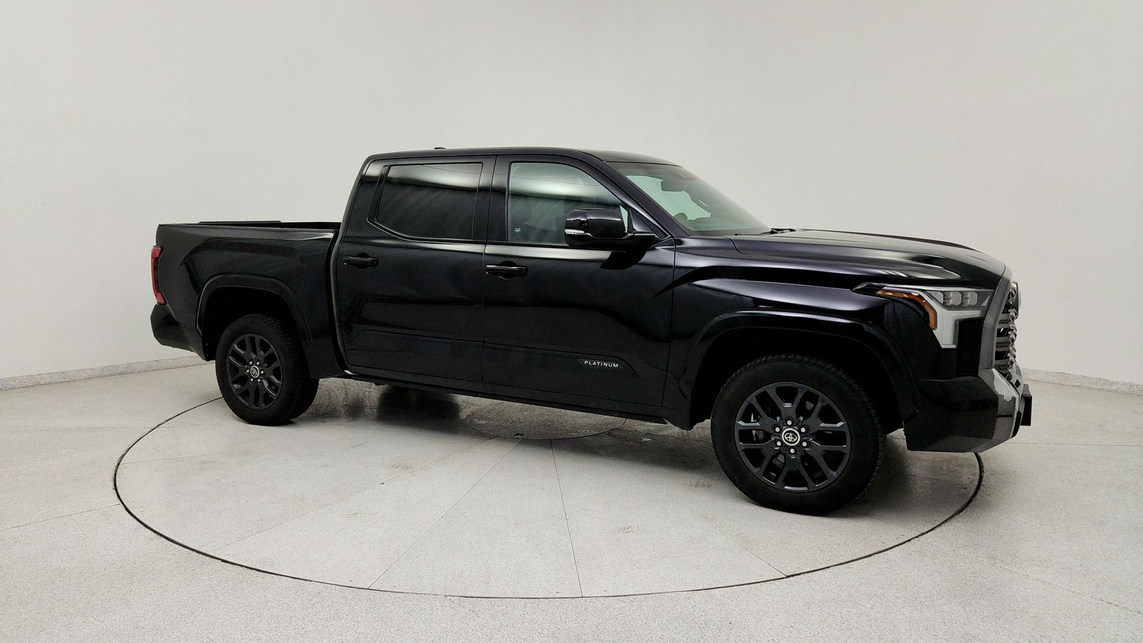 Used 2023 Black Toyota Platinum image 9