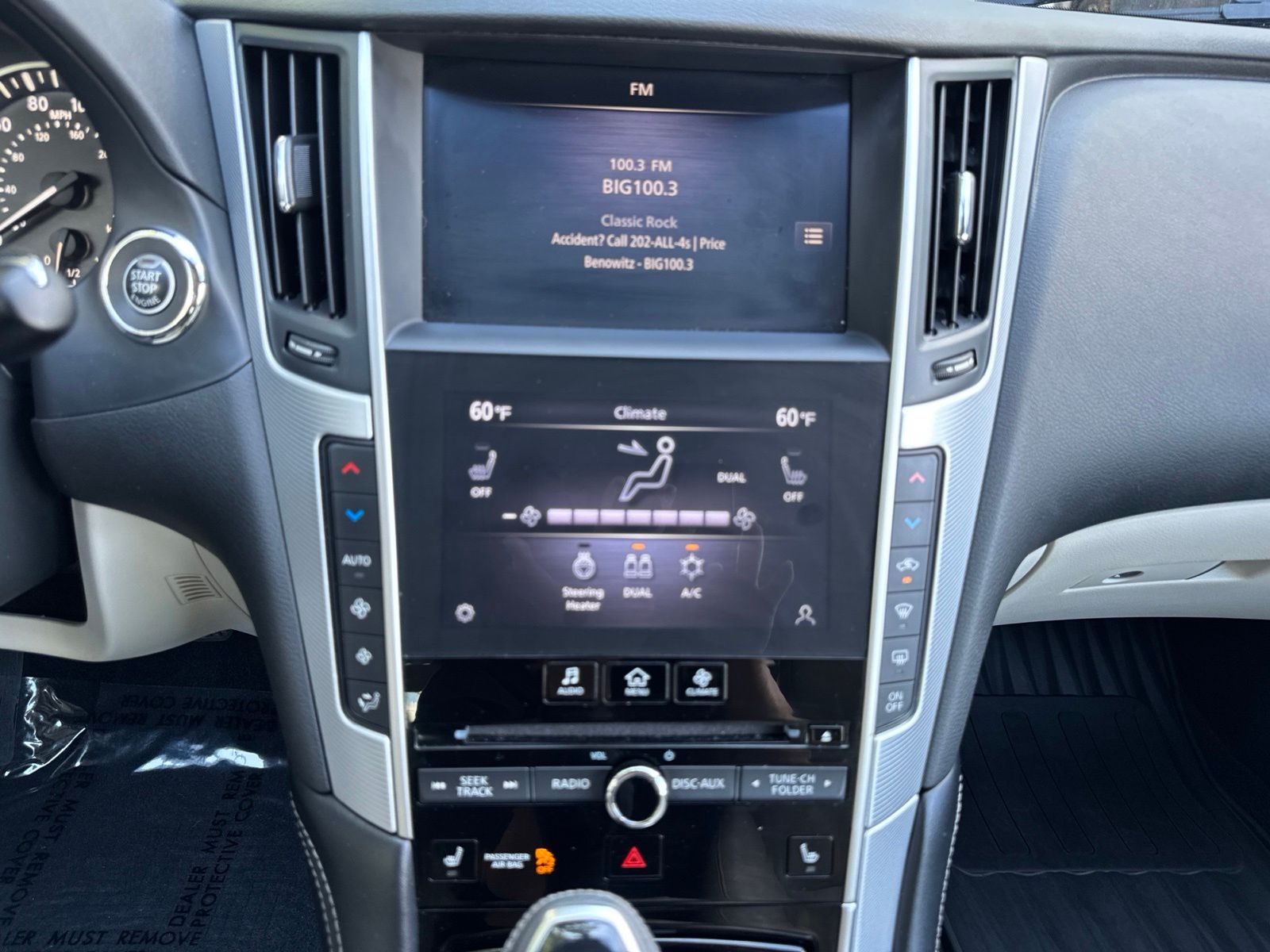 Used 2022 Grand Blue INFINITI LUXE image 31